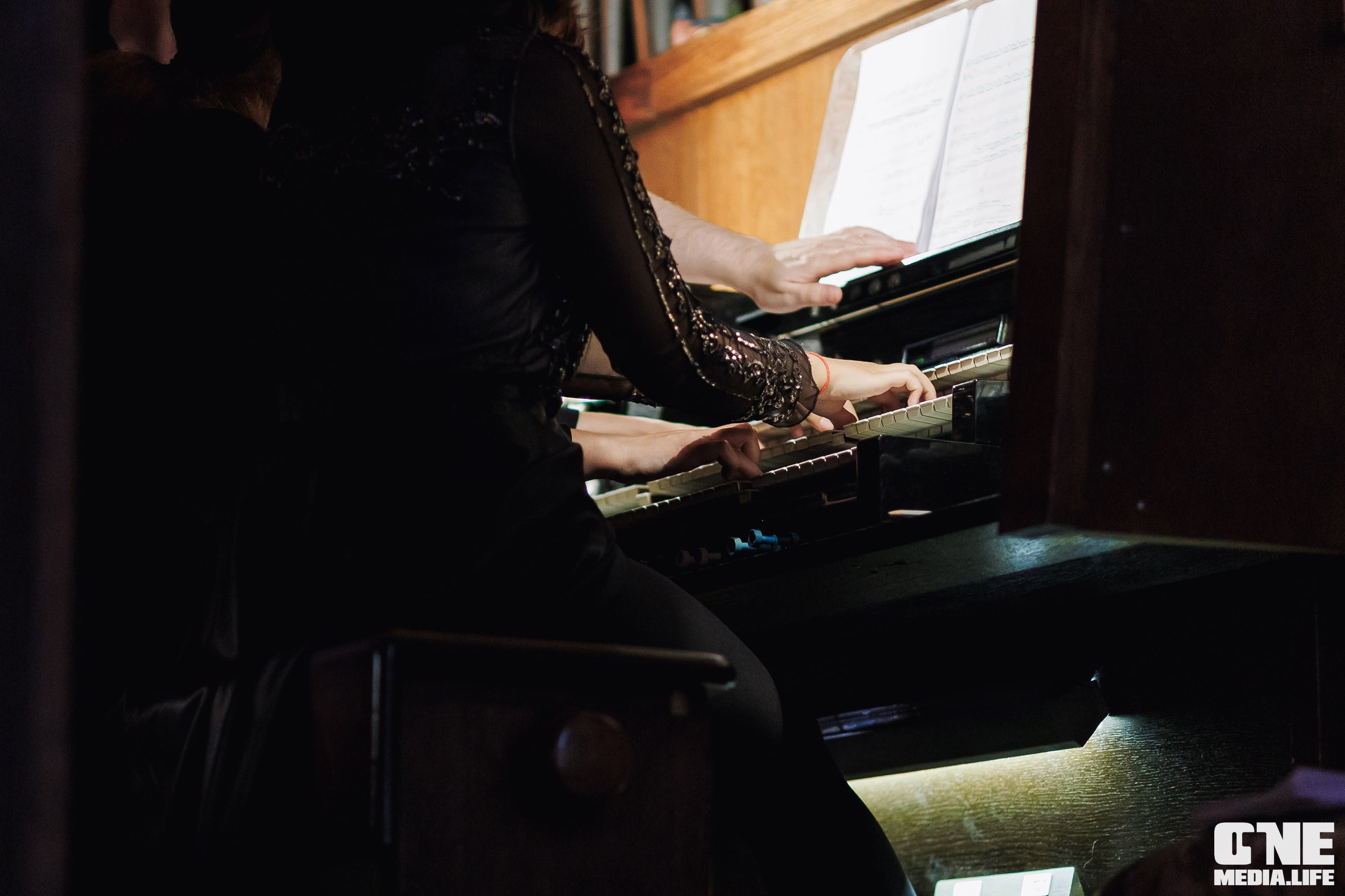 Фоторепортаж из Калининградской филармонии. One Media Life: фоторепортажи, фотоотчеты с мероприятий и заведений