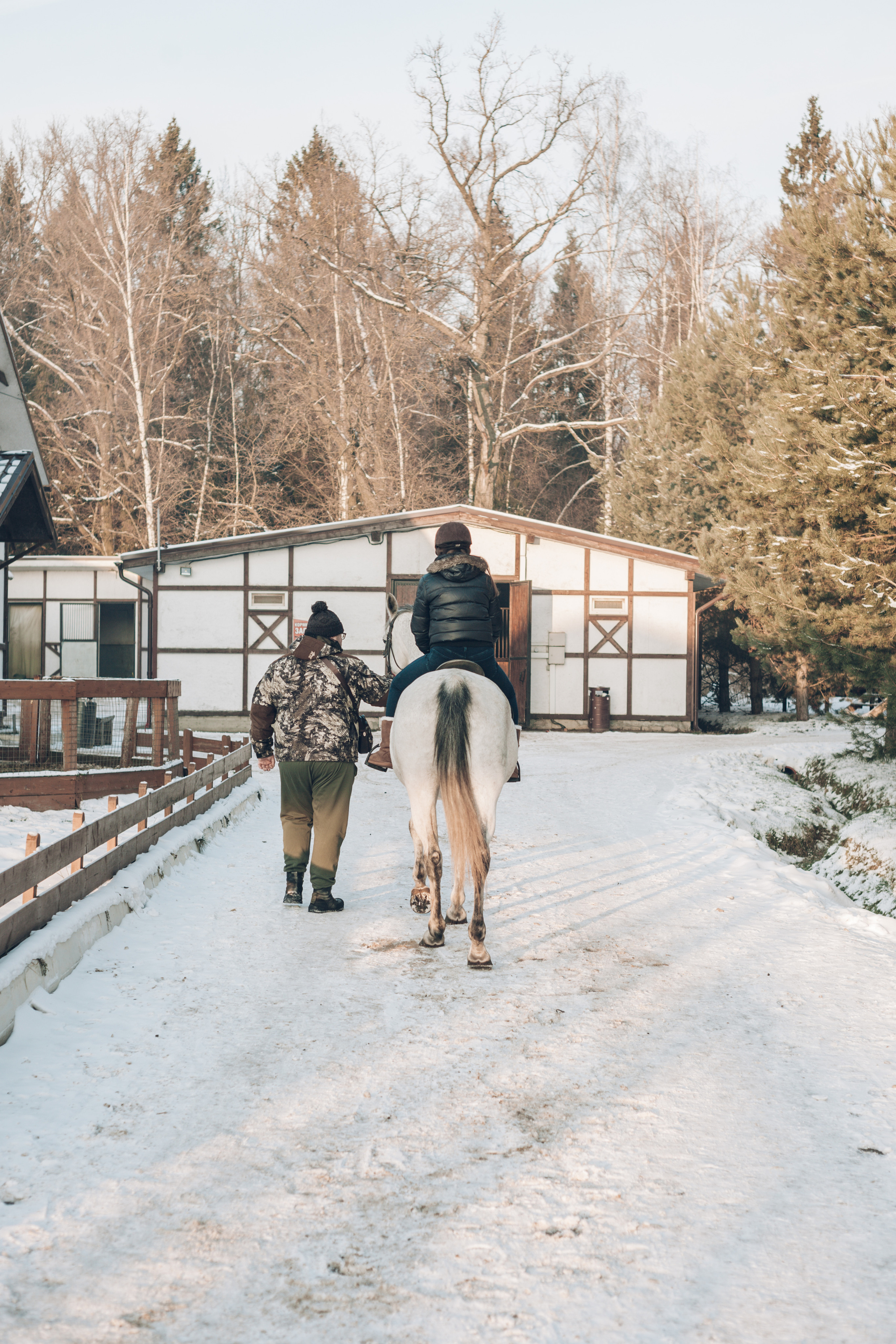 Конная прогулка. Портретный и свадебный фотограф в Москве Сергей Святной