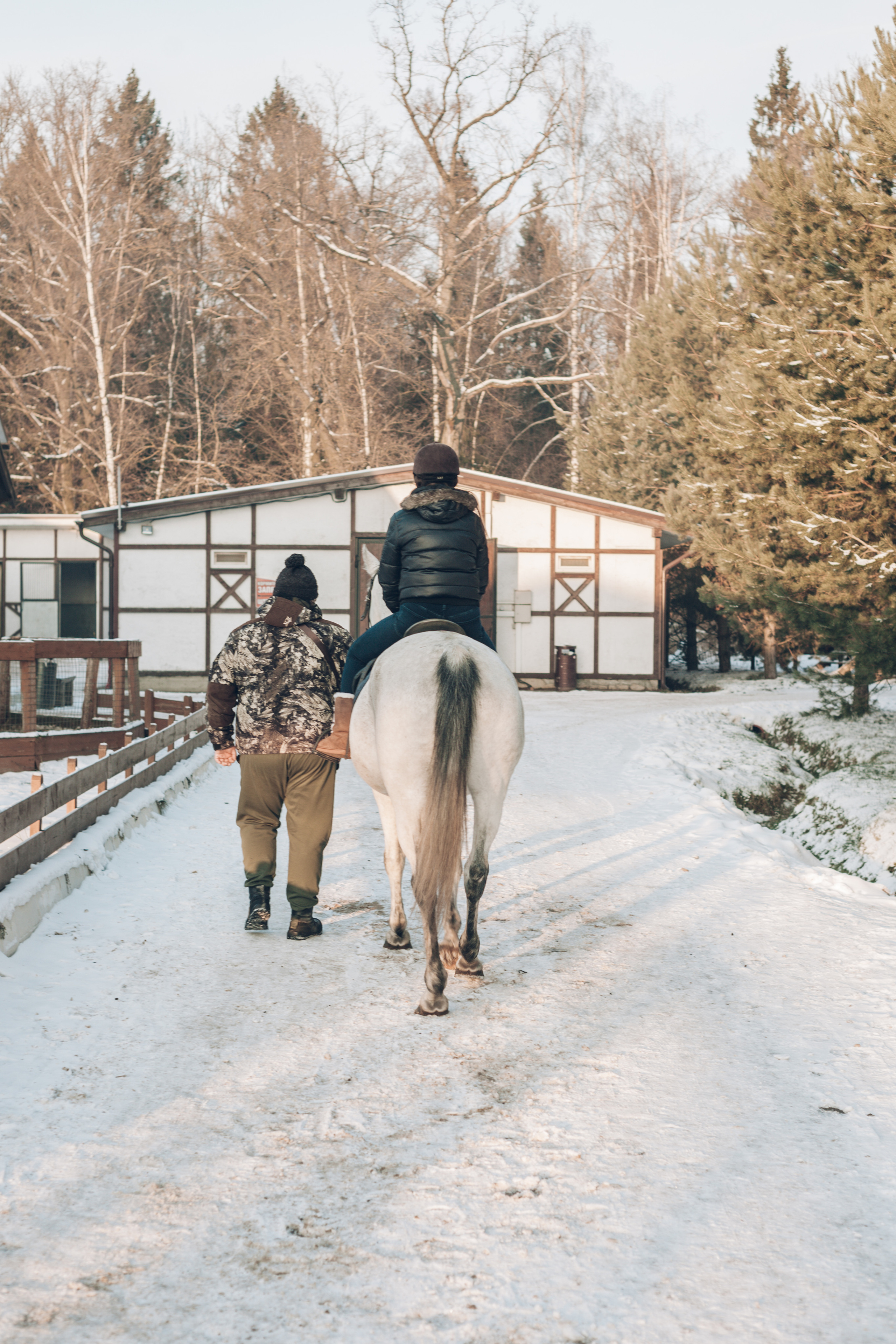 Конная прогулка. Портретный и свадебный фотограф в Москве Сергей Святной