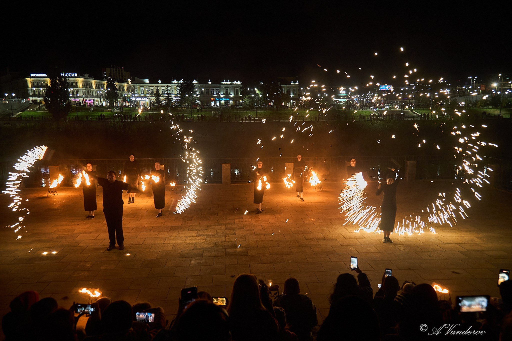 Огненное шоу. Фотограф Омск | Александр Вандеров