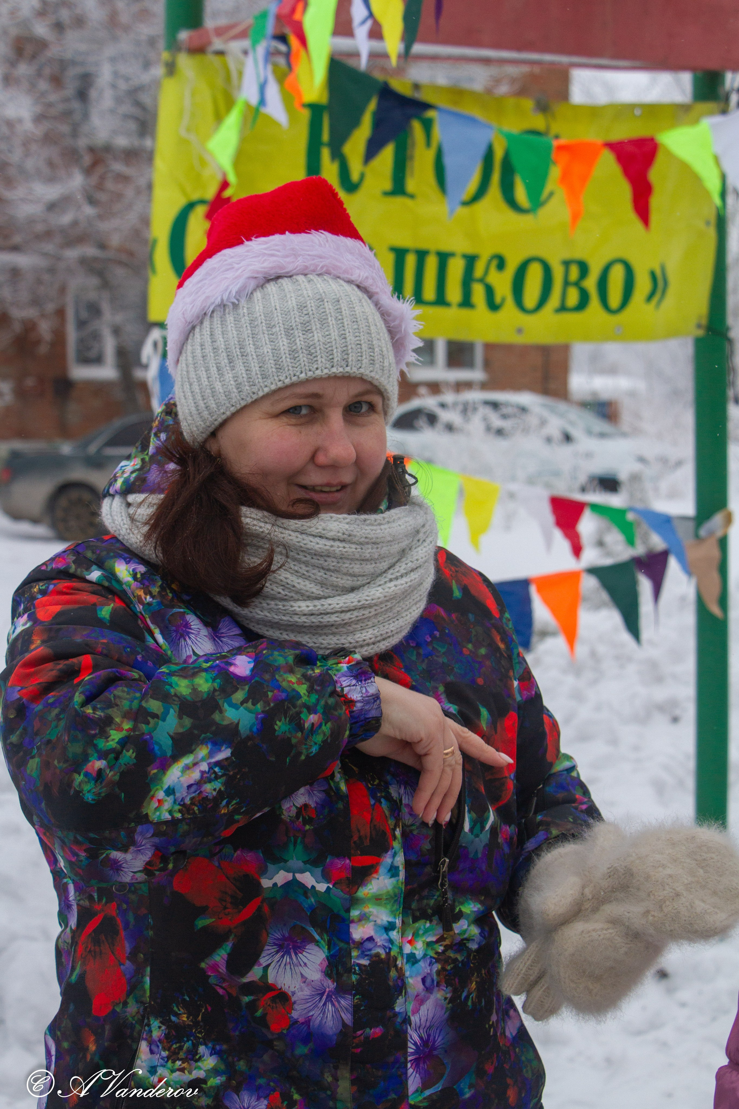 Праздник во дворе, ул. Осташковская-20. Фотограф Омск | Александр Вандеров