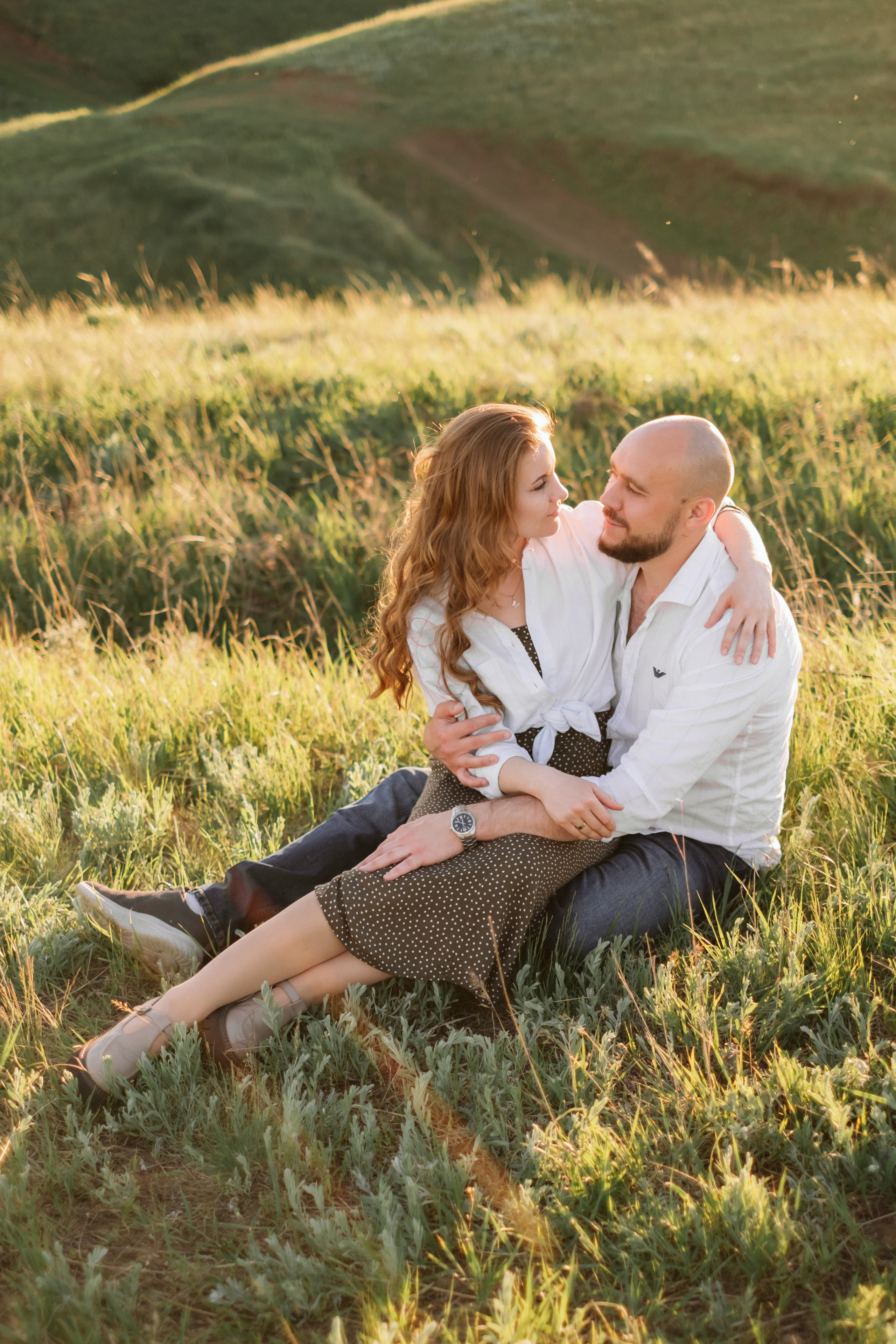 Семейная фотосессия в поле. Антонина Мезинова фотограф Михайловка и Волгоград