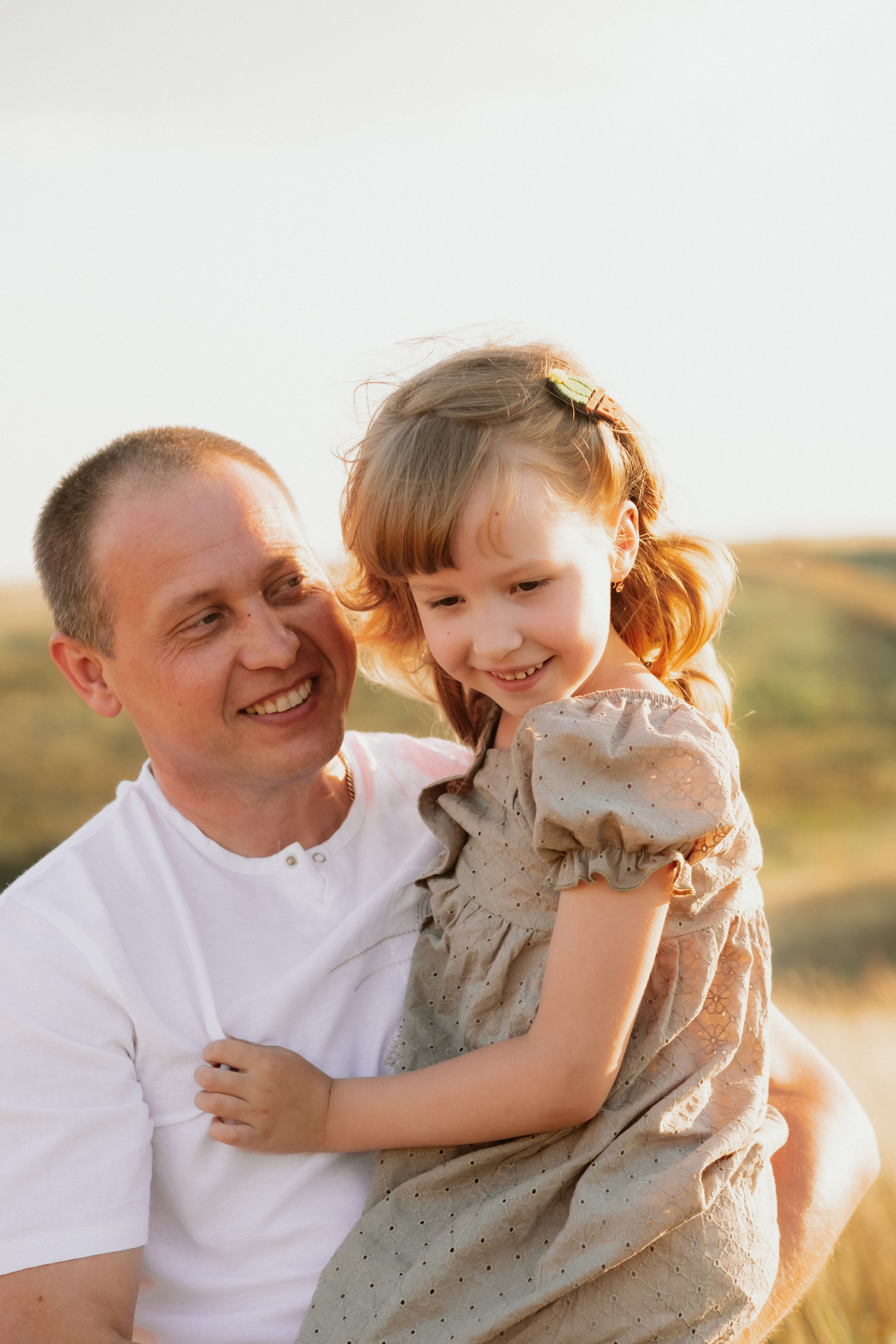 Семейная фотосесиия в поле. Антонина Мезинова фотограф Михайловка и Волгоград