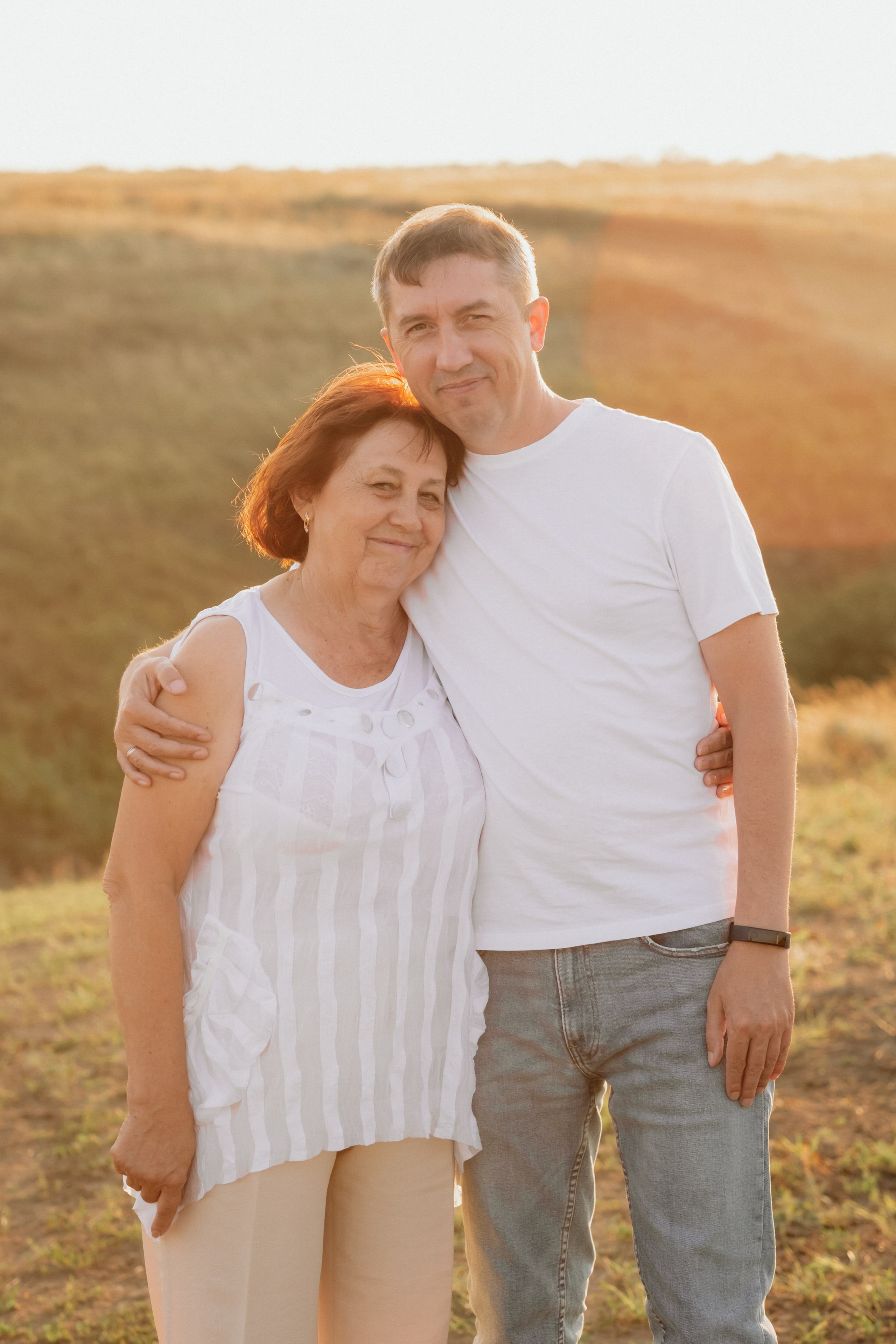 Семейная фотосесиия в поле. Антонина Мезинова фотограф Михайловка и Волгоград