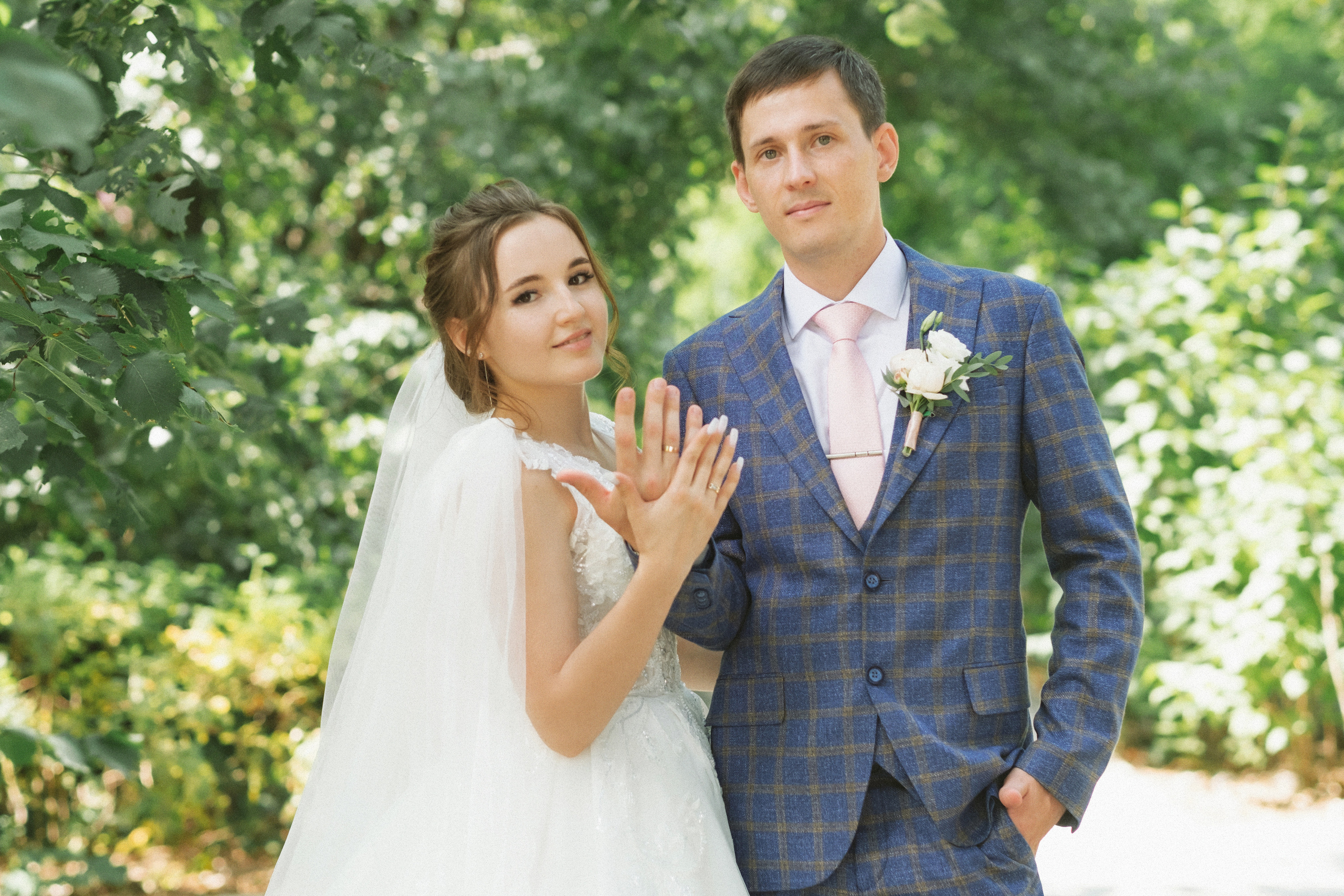 Свадебная фотосессия Михаила и Ксении. Антонина Мезинова фотограф Михайловка и Волгоград