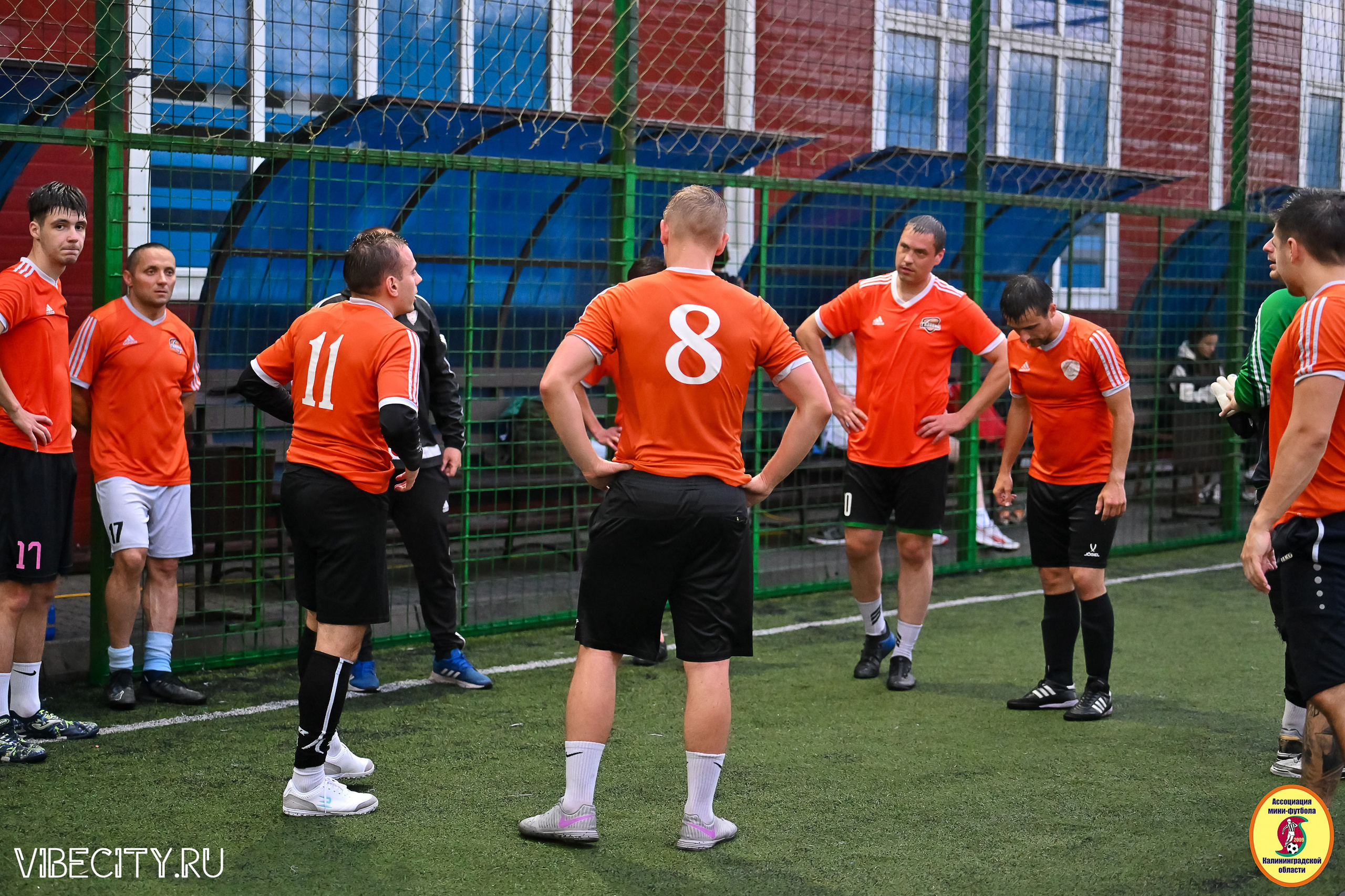 ИГРЫ МИНИ-ФУТБОЛЬНОЙ И КОРПОРАТИВНОЙ ЛИГИ. VIBECITY.RU Вайб Сити Ру Фоторепортажи Фотоотчеты Калининград