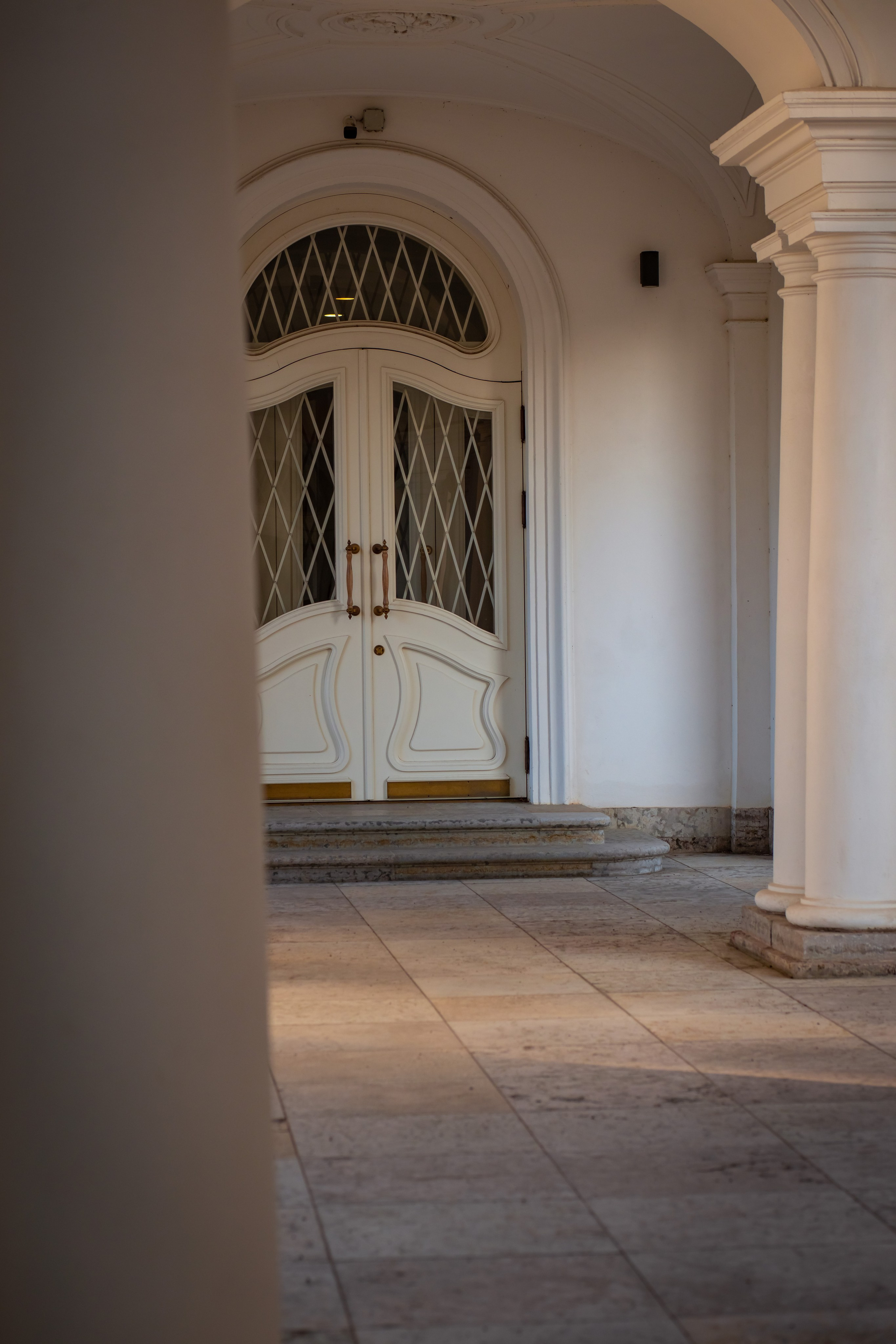 ФОТОСЕССИЯ В ПЕТЕРГОФЕ. ГДЕ СНИМАТЬ В ПЕТЕРГОФЕ