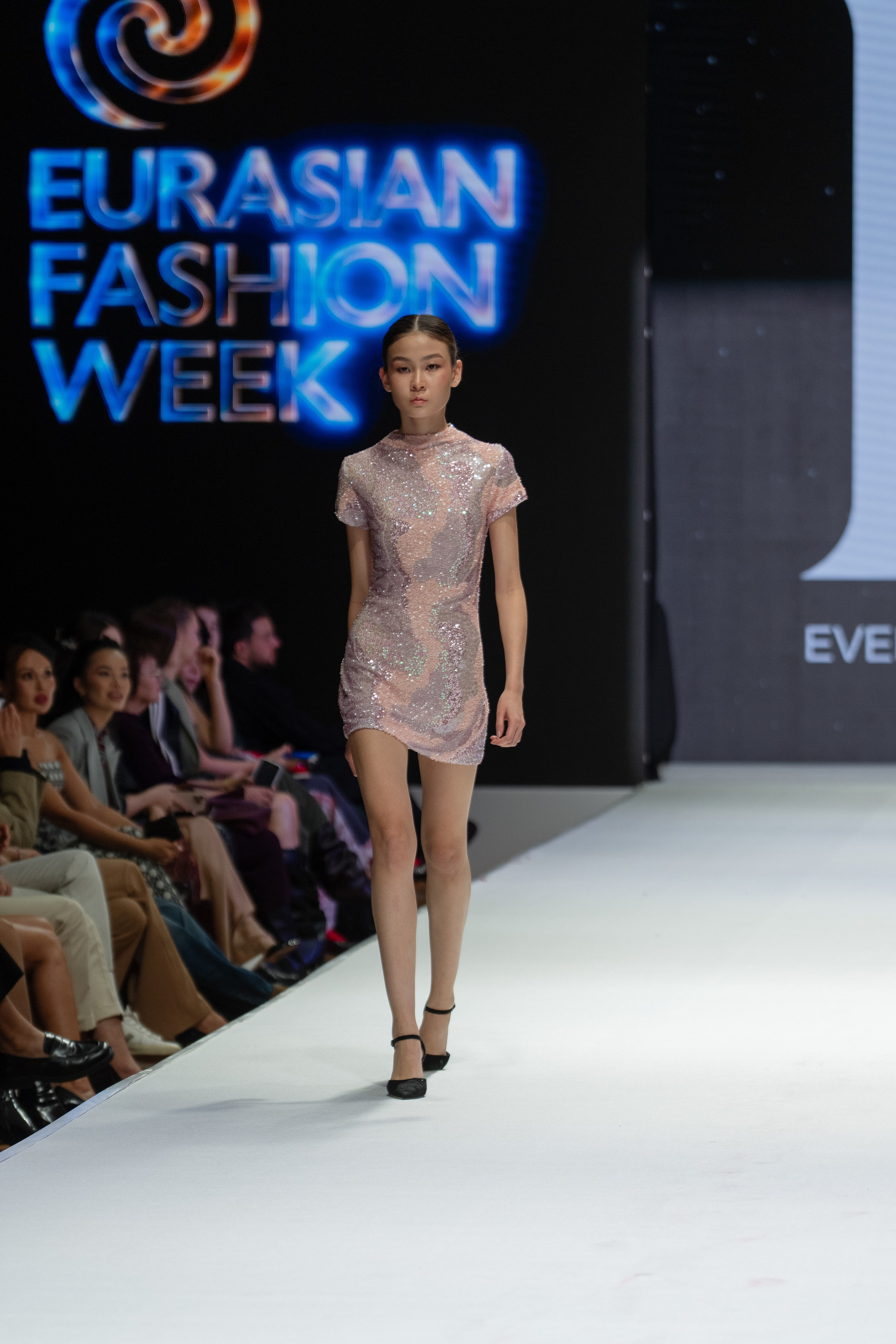 Every Week Outfit. Сайт Алматинского НЮ АРТ, будуар и фэшн фотографа Дениса Карпенко
