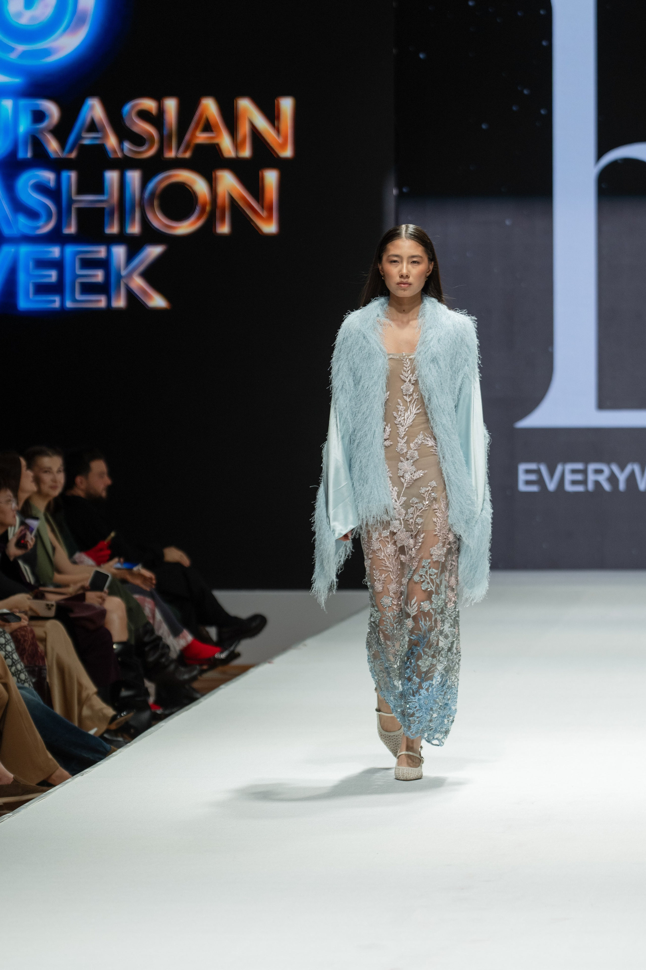Every Week Outfit. Сайт Алматинского НЮ АРТ, будуар и фэшн фотографа Дениса Карпенко