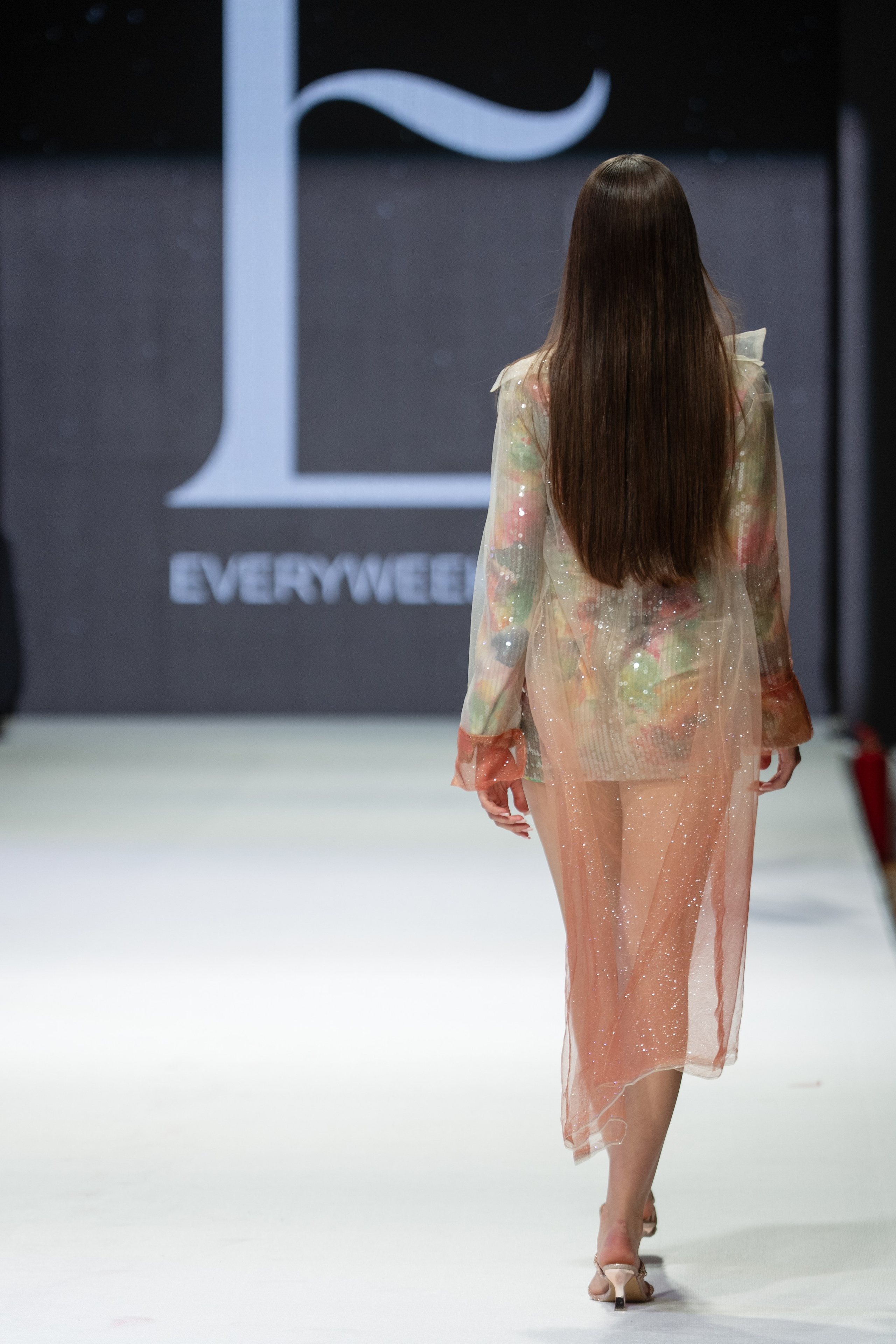 Every Week Outfit. Сайт Алматинского НЮ АРТ, будуар и фэшн фотографа Дениса Карпенко