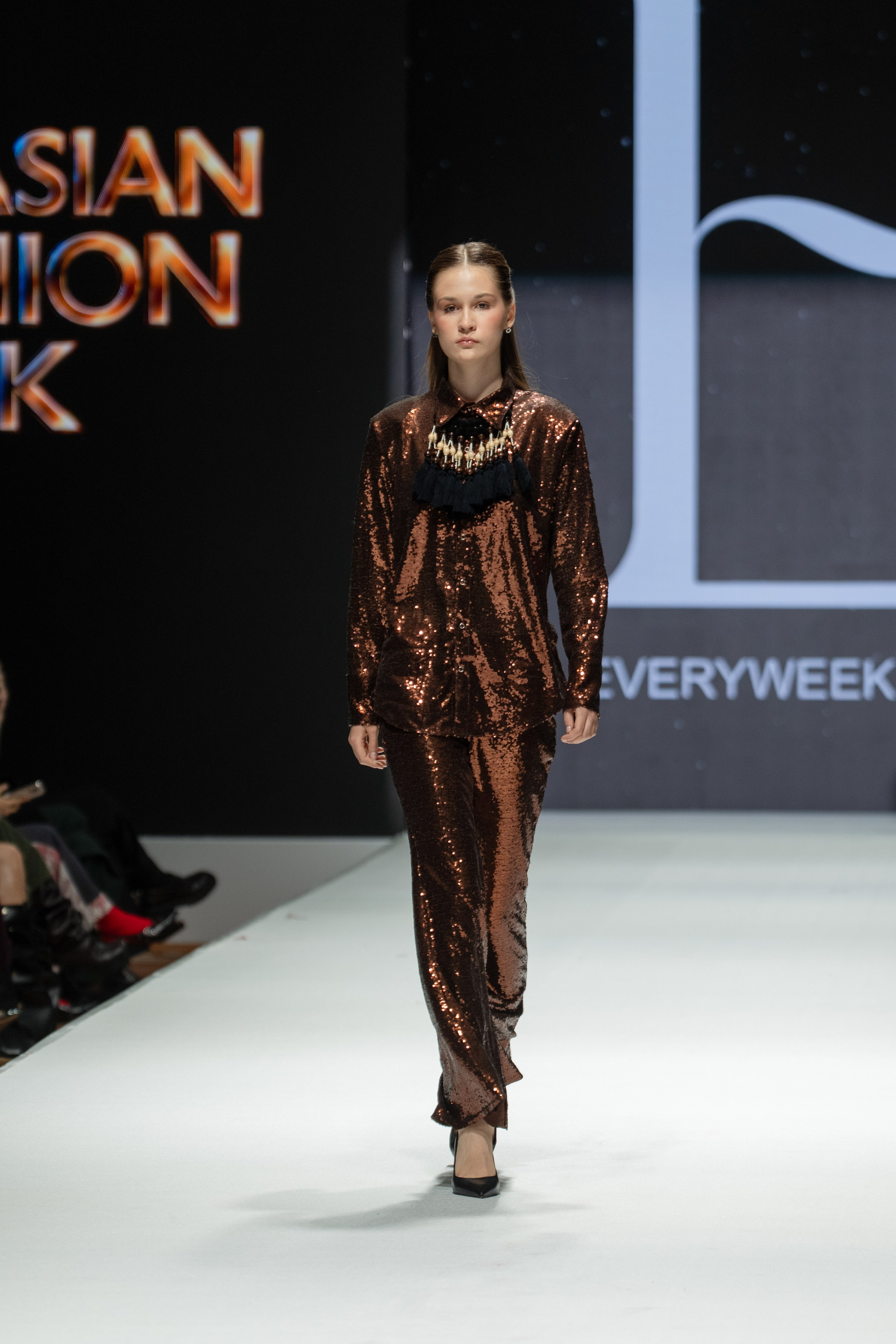 Every Week Outfit. Сайт Алматинского НЮ АРТ, будуар и фэшн фотографа Дениса Карпенко