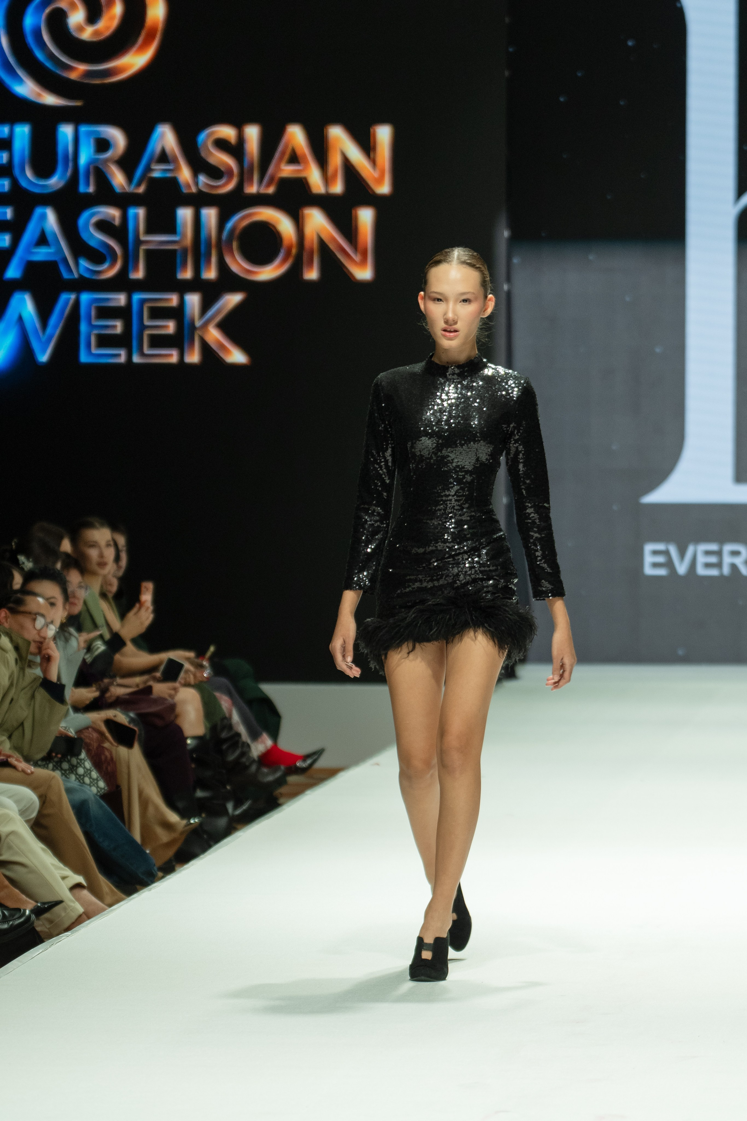 Every Week Outfit. Сайт Алматинского НЮ АРТ, будуар и фэшн фотографа Дениса Карпенко