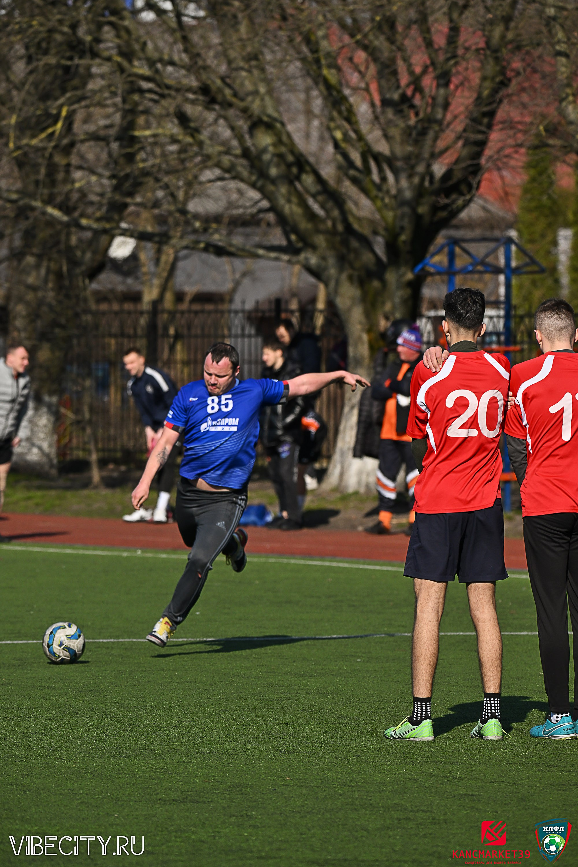 XX ЧЕМПИОНАТ КАЛИНИНГРАДСКОЙ ЛФЛ КАНЦМАРКЕТ39 сезона 2024–2025 гг. VIBECITY.RU Вайб Сити Ру Фоторепортажи Фотоотчеты Калининград