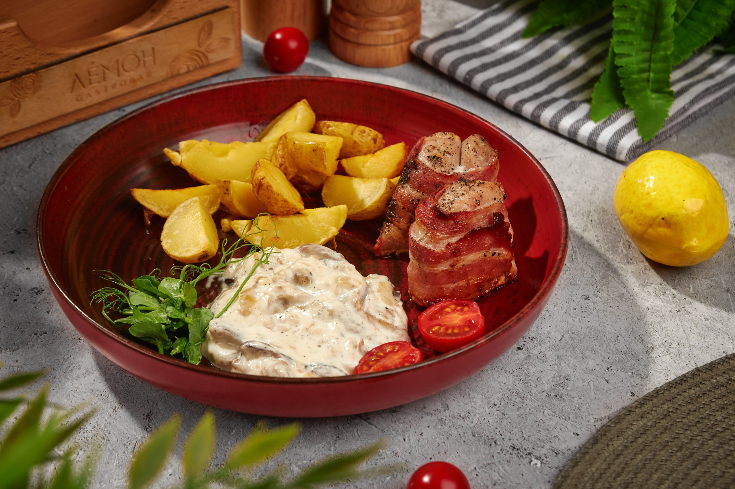 Горячее блюдо для меню гастробара Lemon, фуд-фотография, Саратов