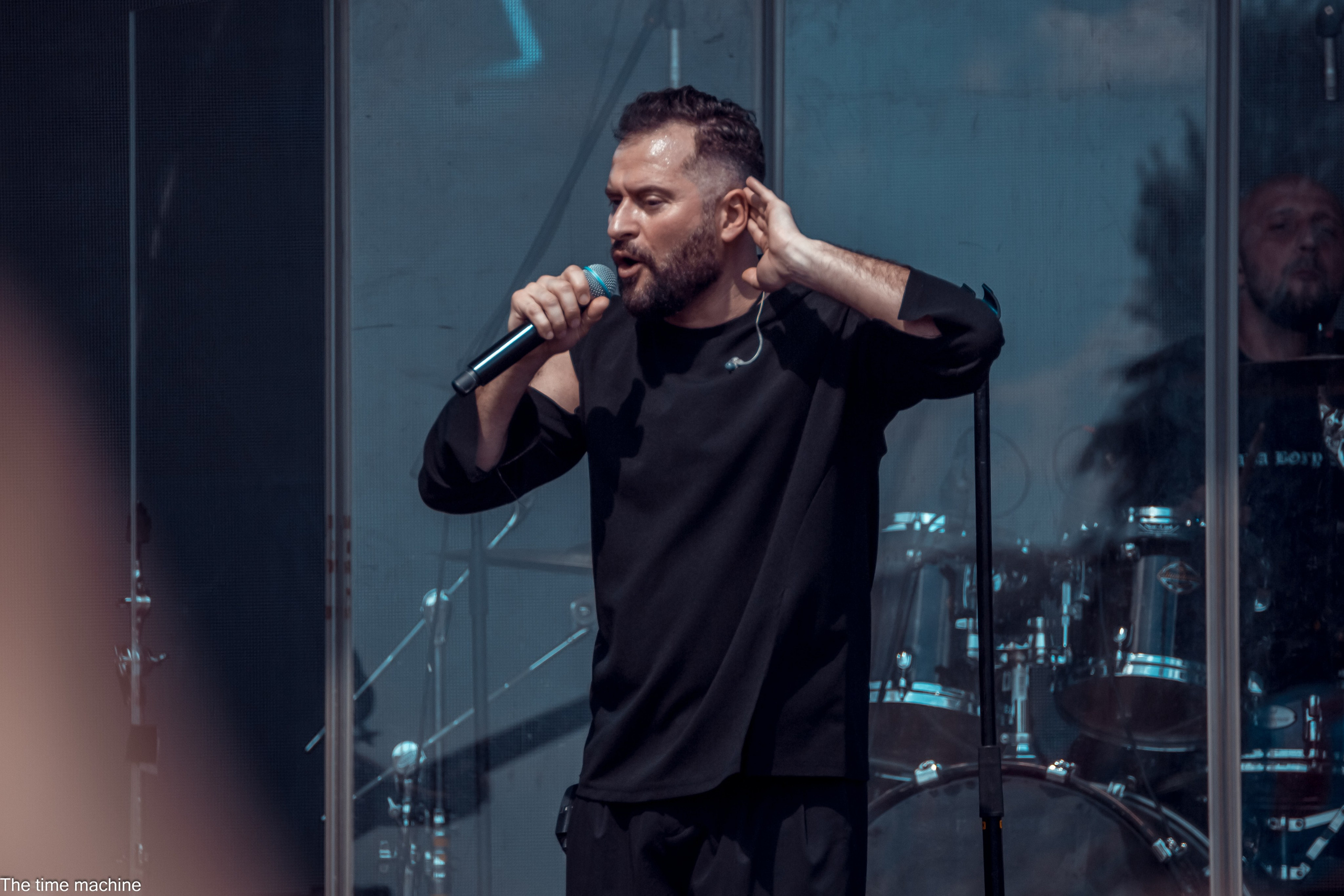 Концерт певца Ираклия Veer Mall 31.05.25. Фотограф для маркетплейсов Михаил Бове