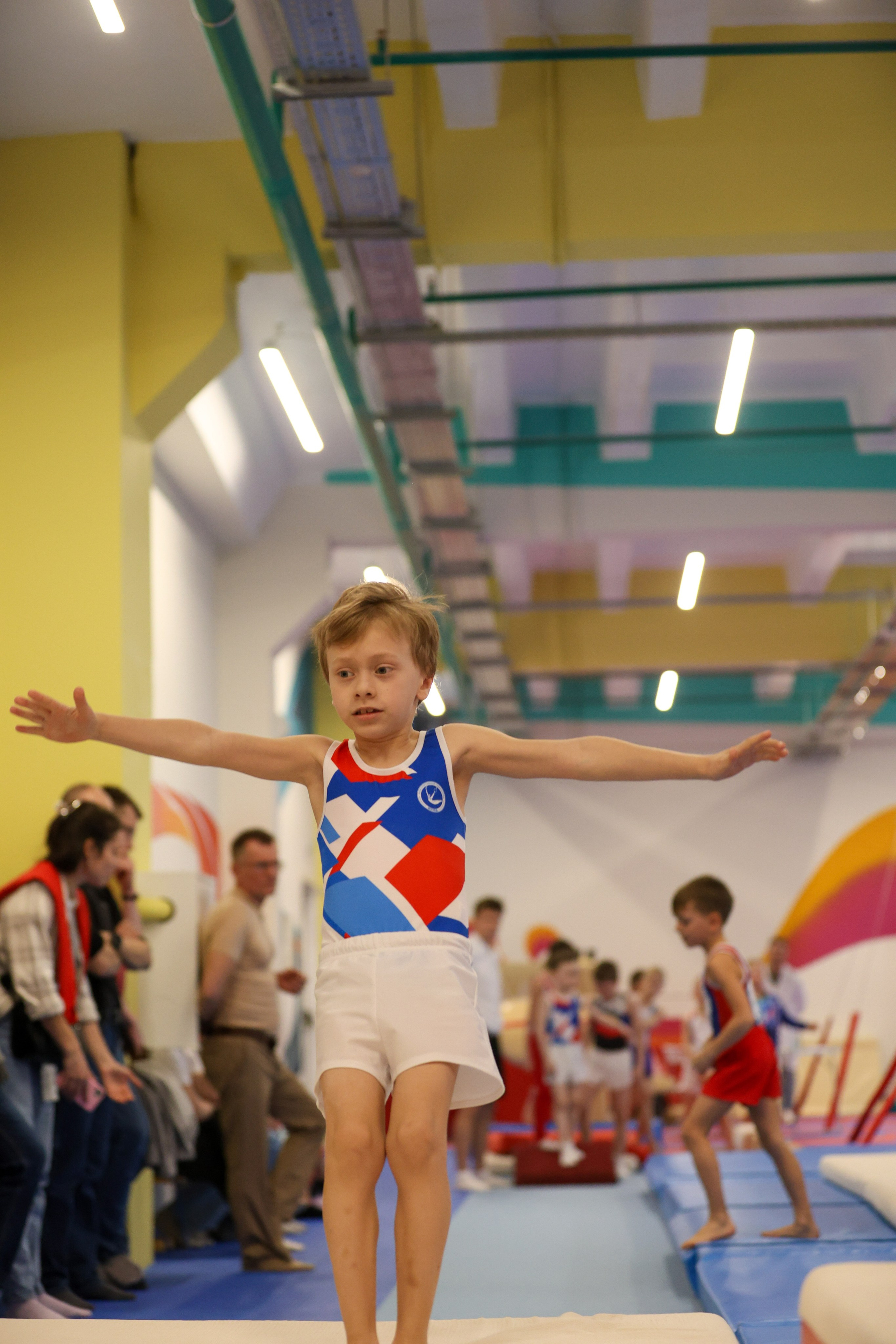 Спортивная гимнастика в школе Турнен. Фотограф в Москве портреты | репортажи | спорт