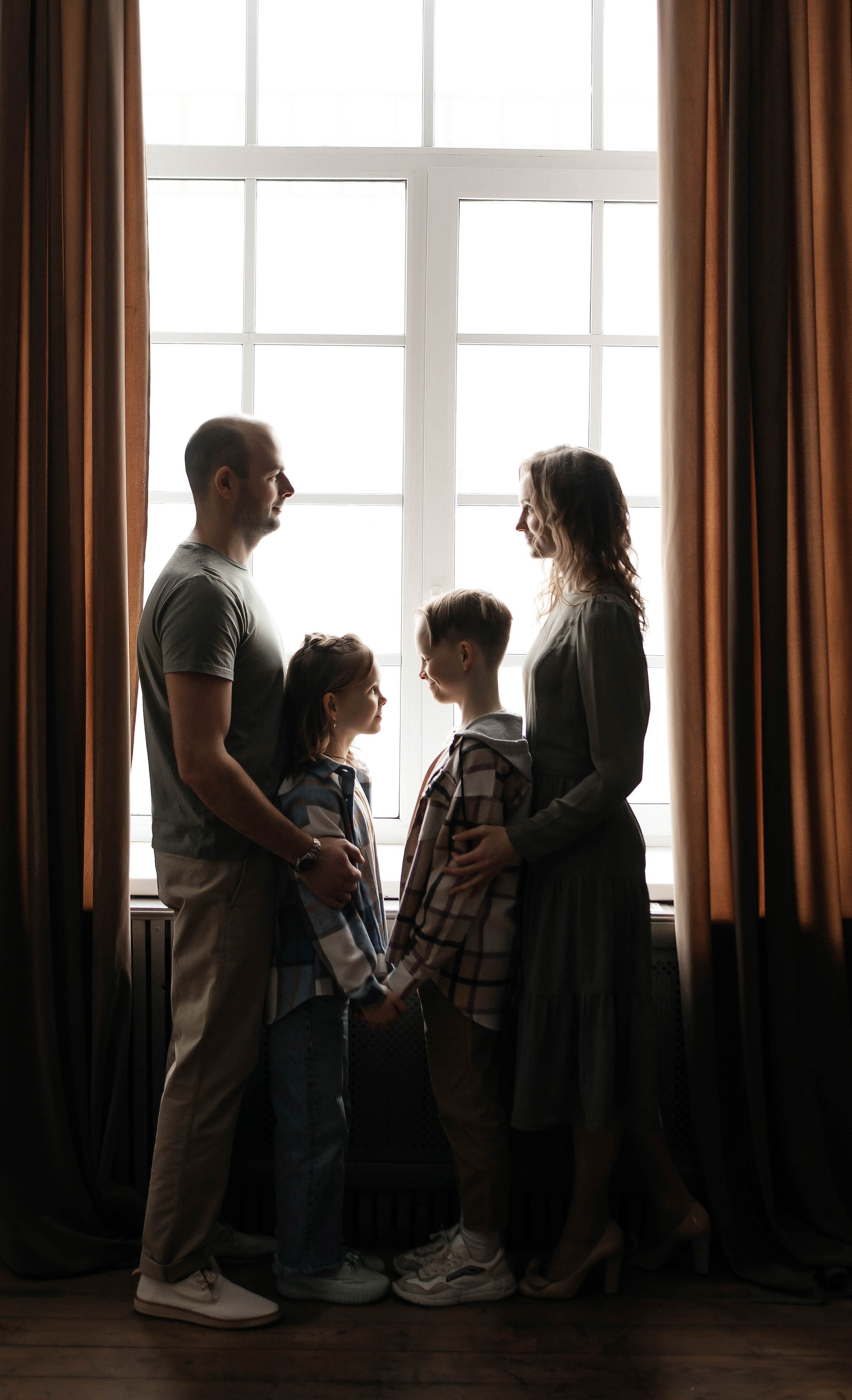 Фотостудии. Свадебный и семейный фотограф в Омске Евгения Хакимова