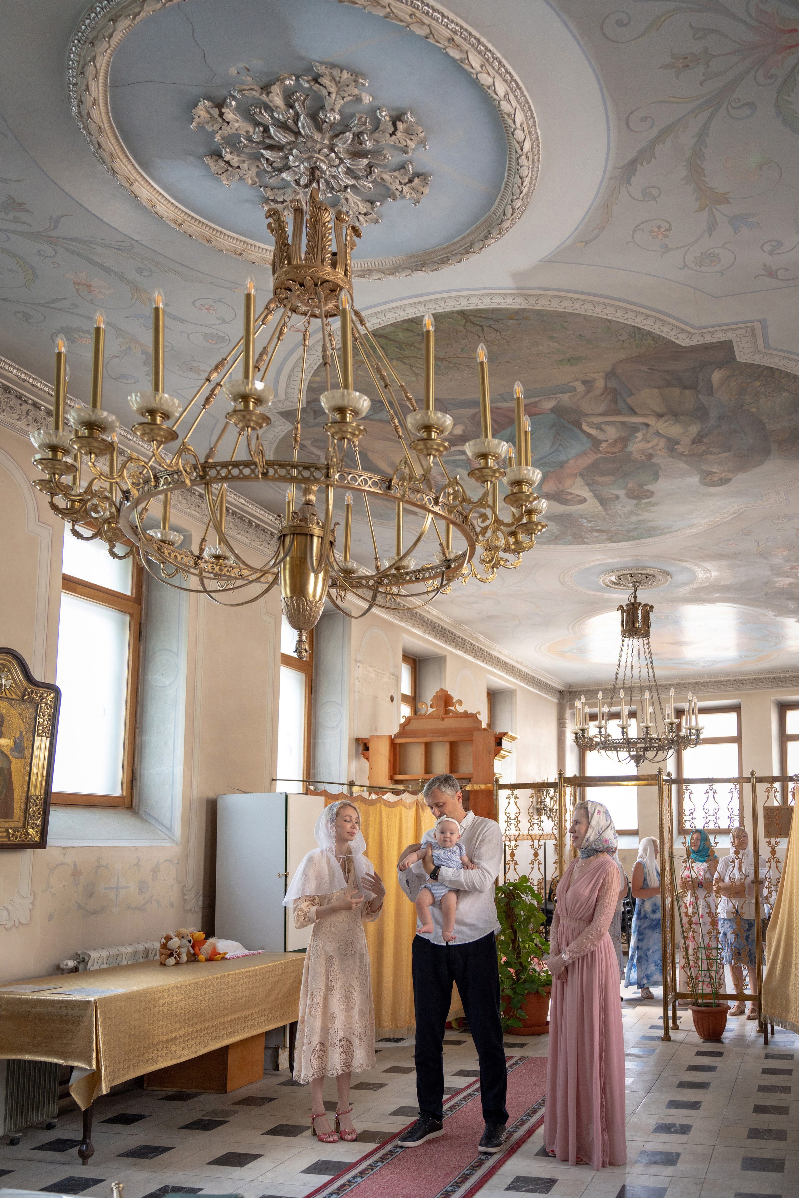 Фотограф на крещение в  Елоховском Кафедральном соборе Богоявления