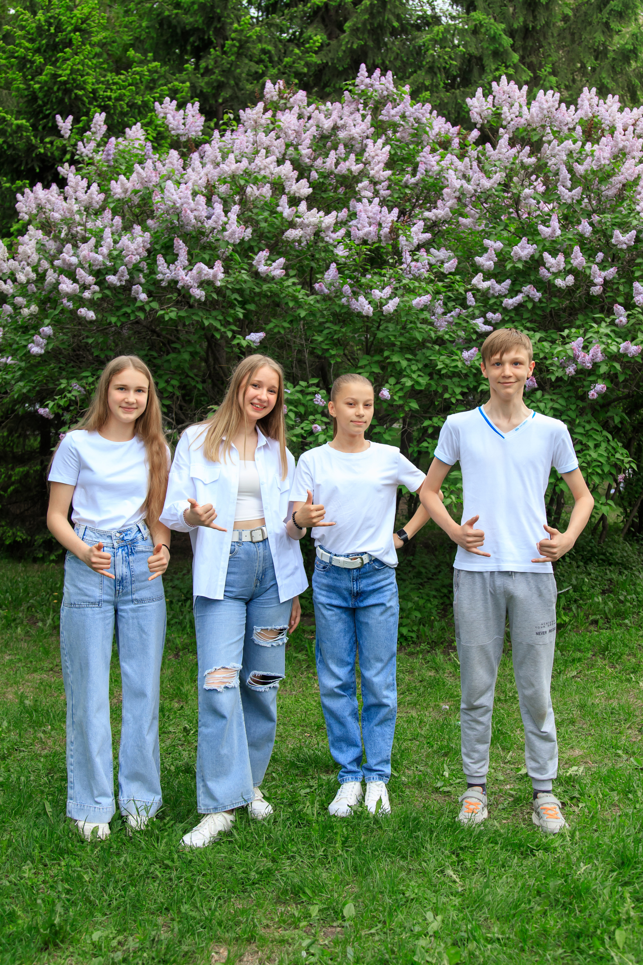 Прогулка с классом. Выпускные альбомы — заказать альбом на выпускной в Новосибирске