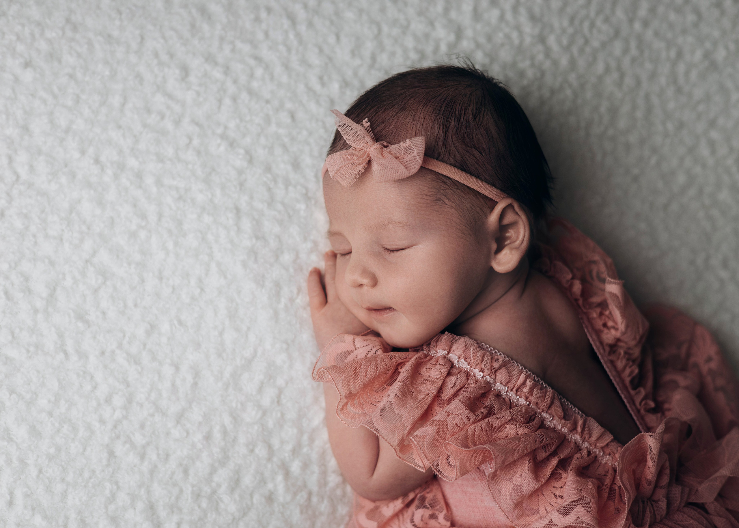 Фотосессия новорожденных в Москве и Московской области