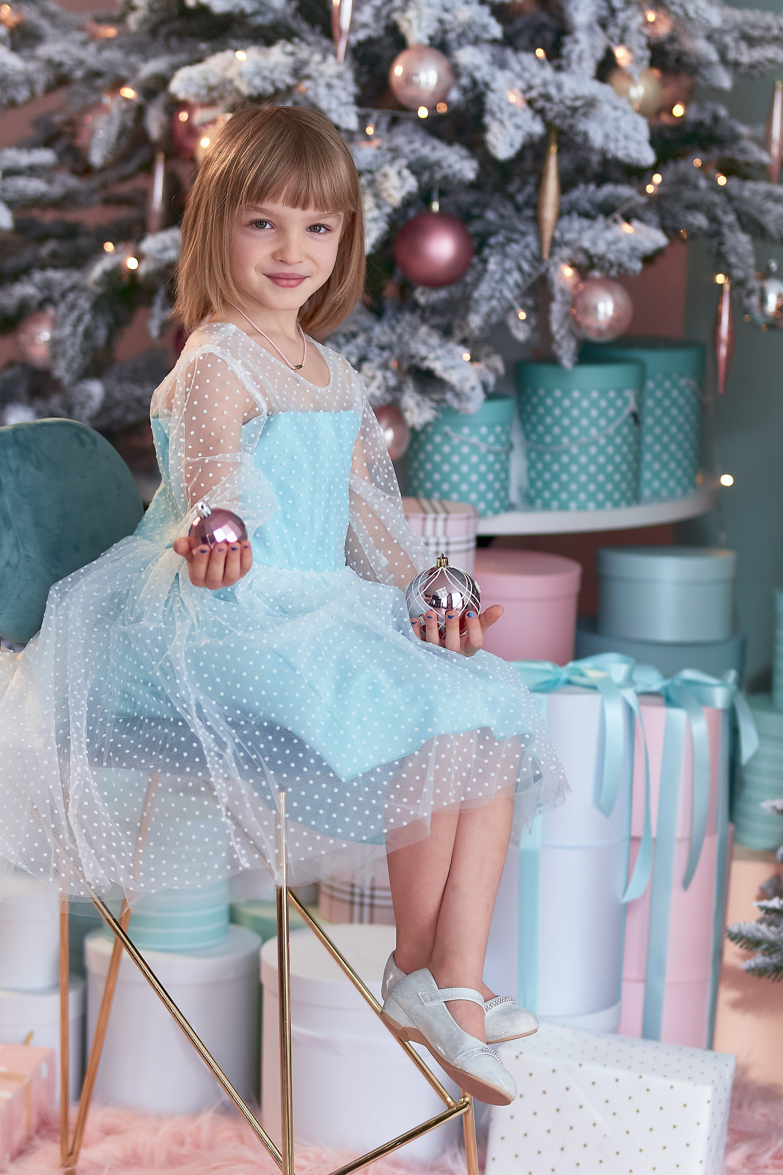 Новогодняя фотосессия в студии PinkMoonStudio в Геленджике