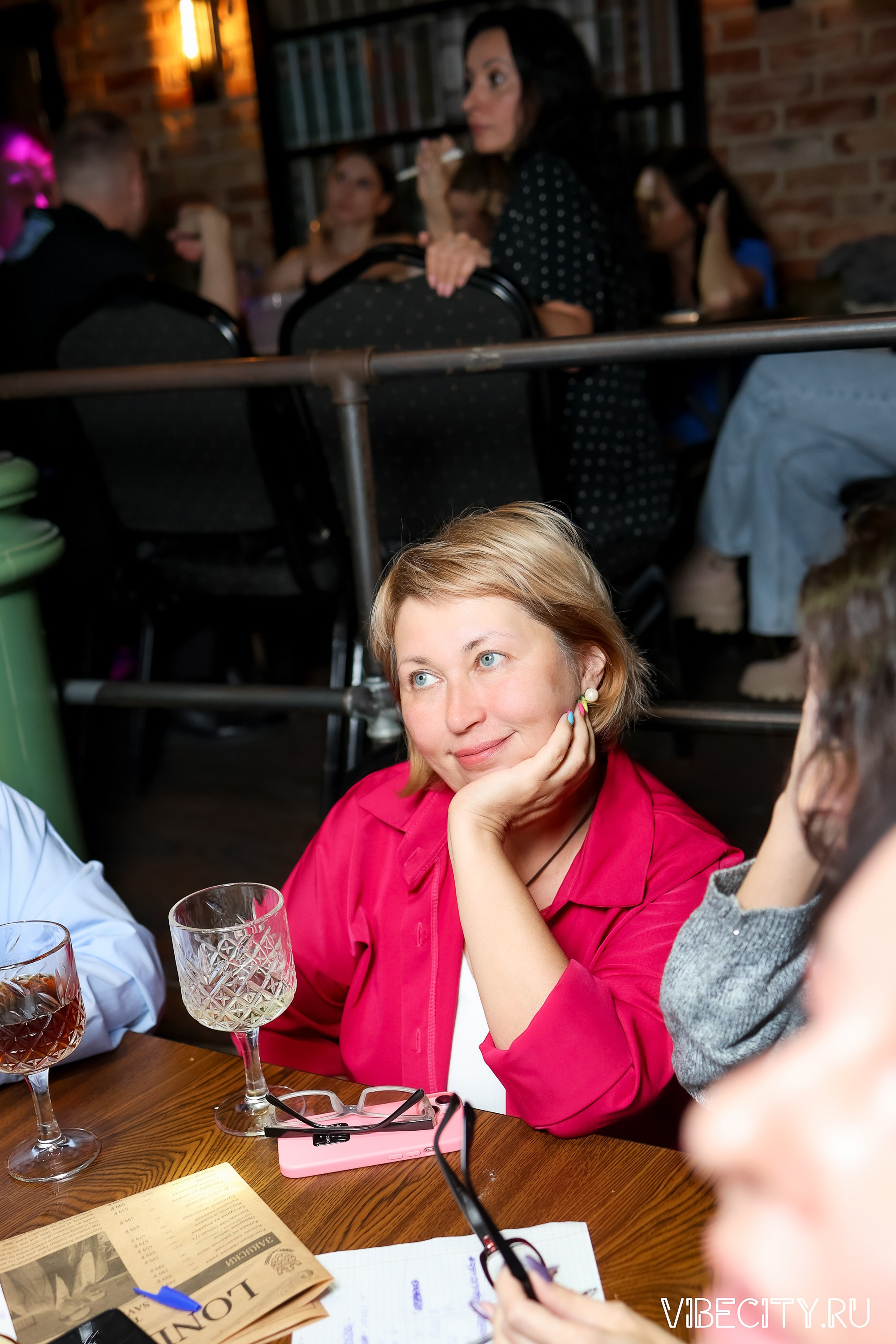 КВИЗ WHOIS. VIBECITY.RU Вайб Сити Ру Фоторепортажи Фотоотчеты Калининград