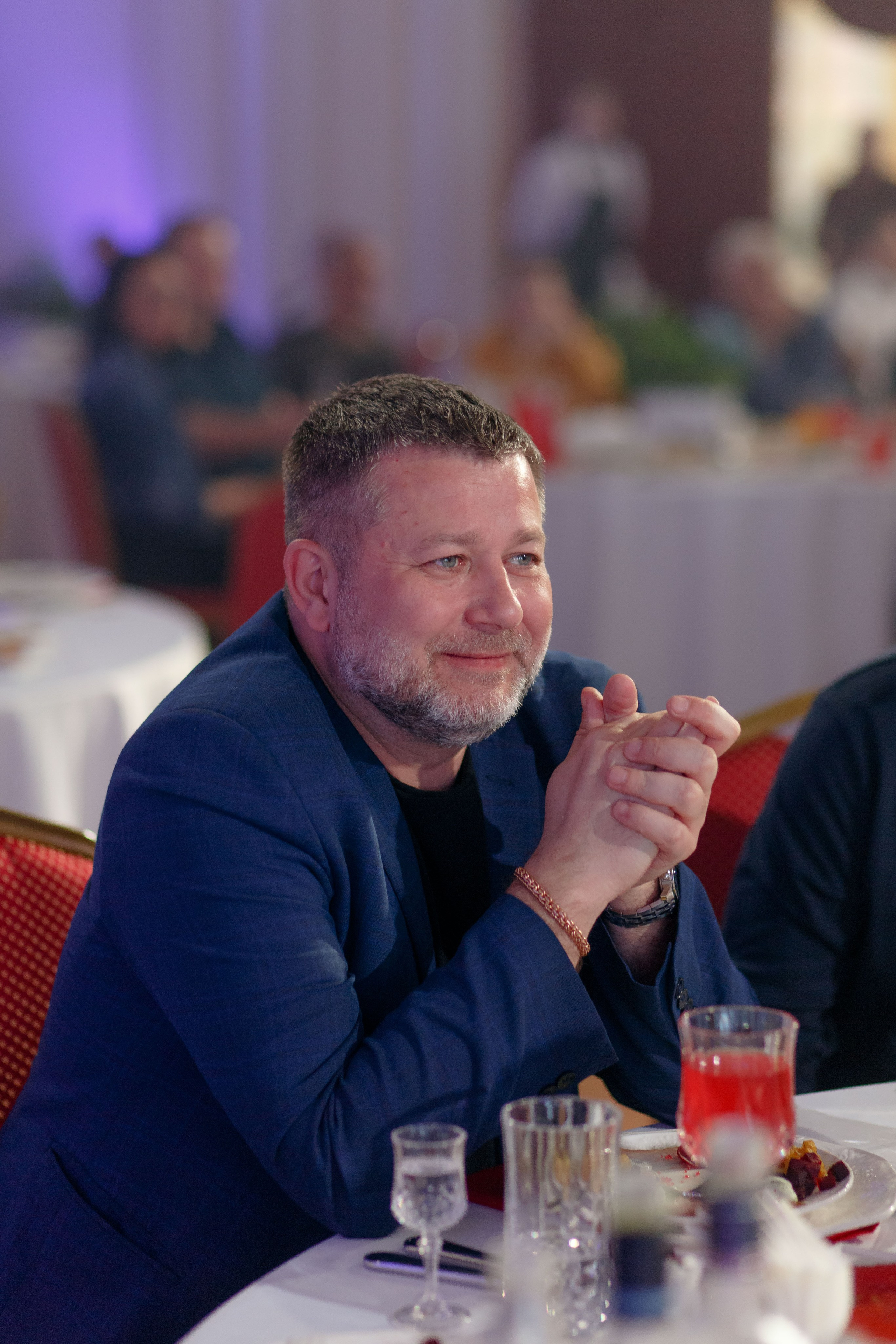 Опытный фотограф на корпоратив в Нижнем Новгороде. Свадебный и семейный фотограф в Нижнем Новгороде и Москве