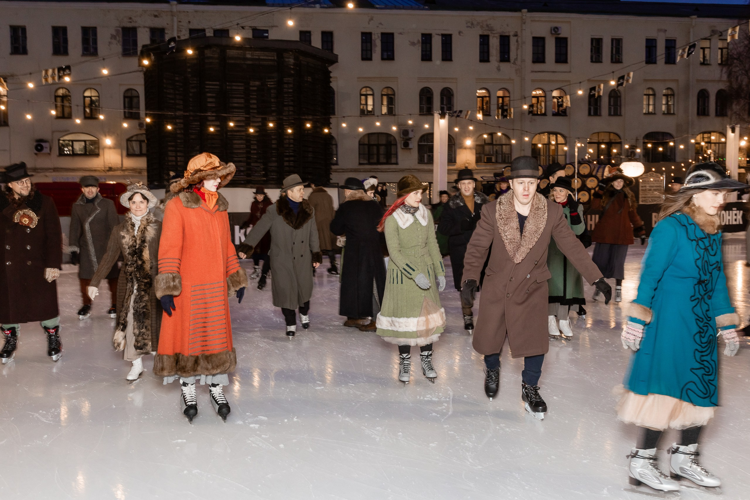 Репортажная фотосъемка с Имперских катаний от компании Балтика. Фотограф в Санкт-Петербурге — Сергей Петров