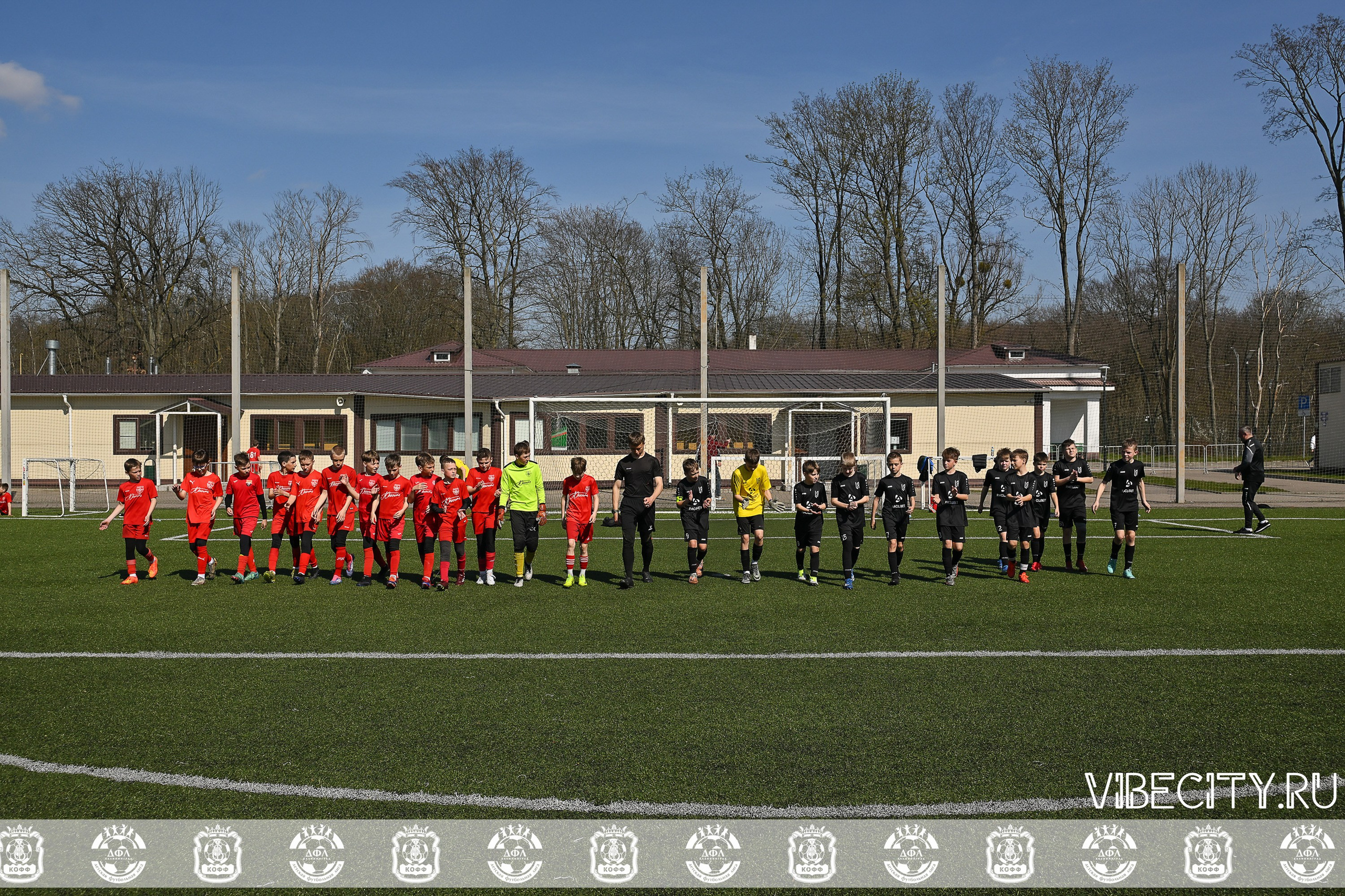 XIX Всероссийского футбольного турнира Локобол 2025 РЖД. VIBECITY.RU Вайб Сити Ру Фоторепортажи Фотоотчеты Калининград