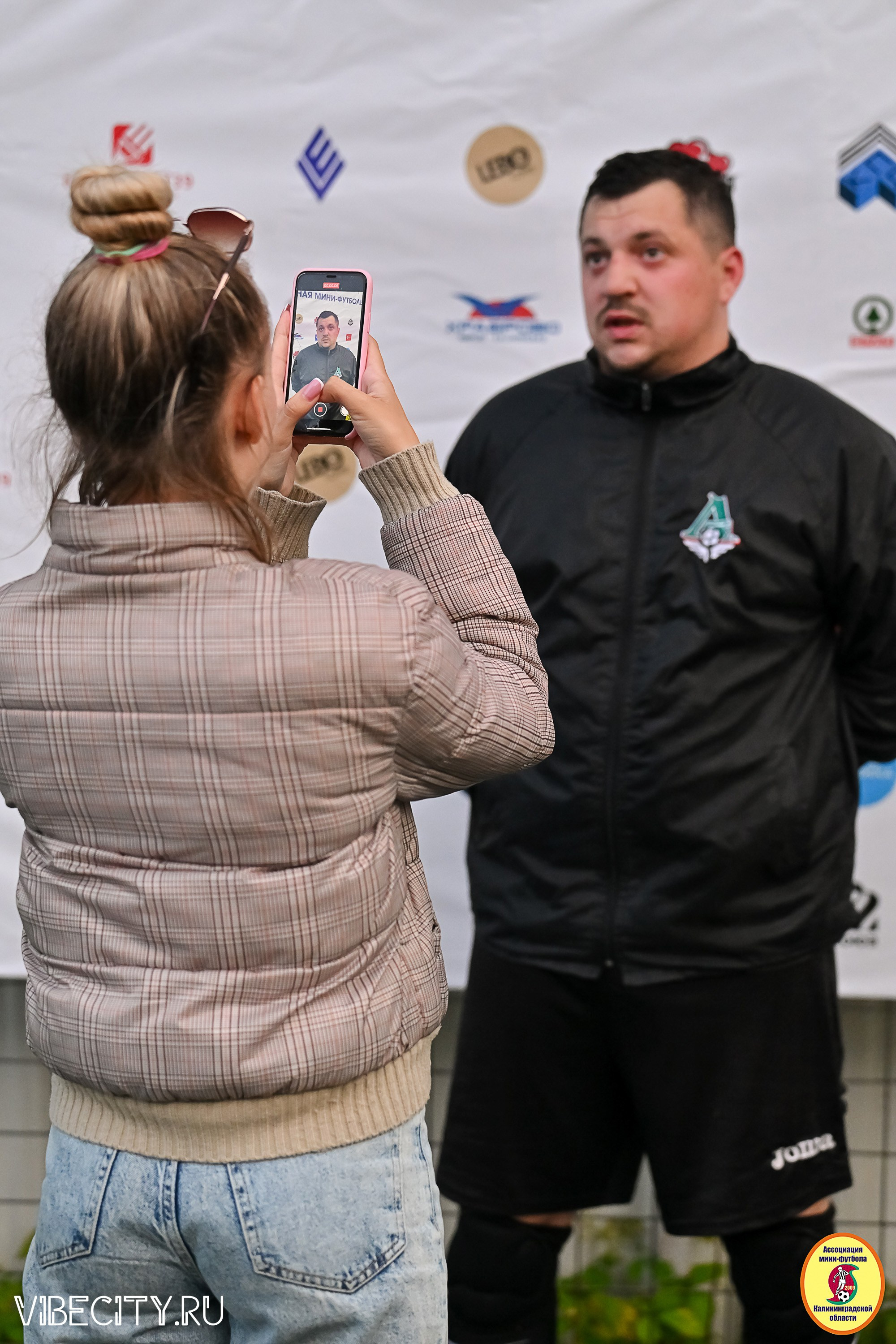 ИГРЫ МИНИ-ФУТБОЛЬНОЙ И КОРПОРАТИВНОЙ ЛИГИ. VIBECITY.RU Вайб Сити Ру Фоторепортажи Фотоотчеты Калининград