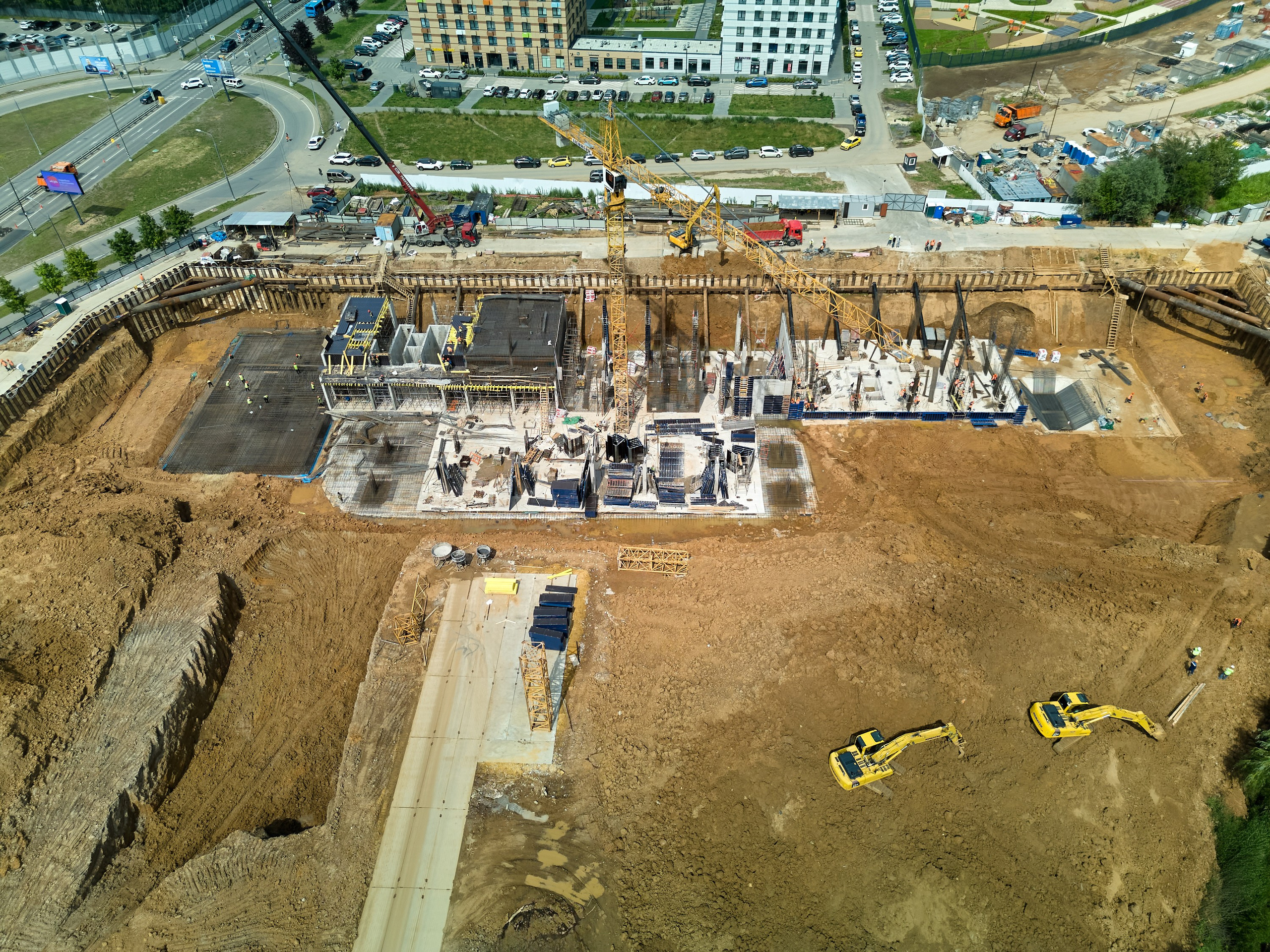 Архитектура и недвижимость. Ход строительства. Съемка с дрона. Профессиональное решение для частных лиц и бизнеса