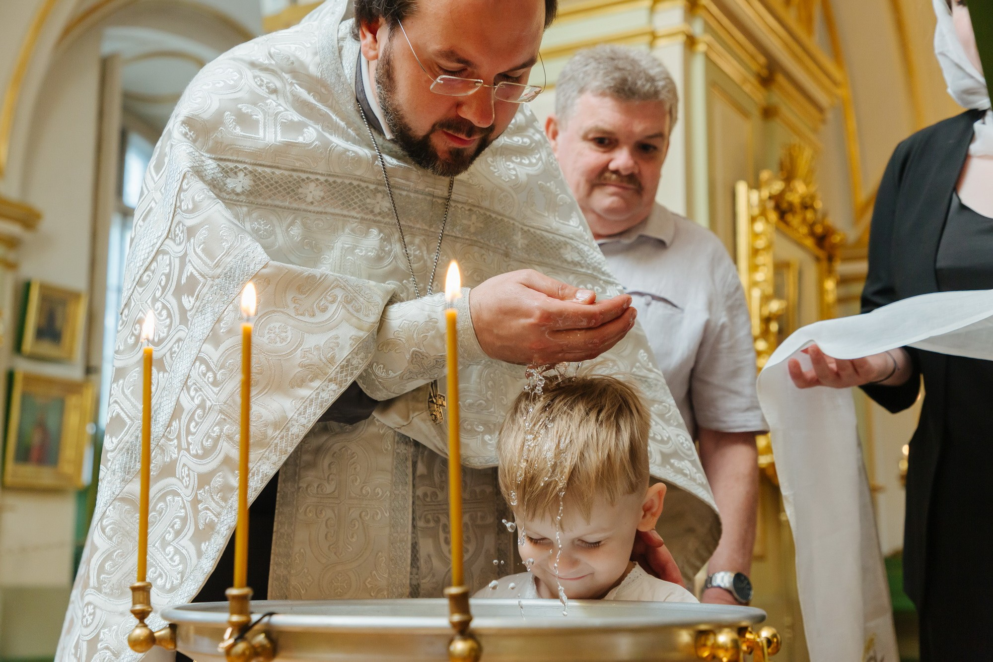 Крещение СПб Никольский собор сколько стоит, как записаться на крещение, где бесплатно крестить Питер, Крещение СПб Никольский собор цена крестин
