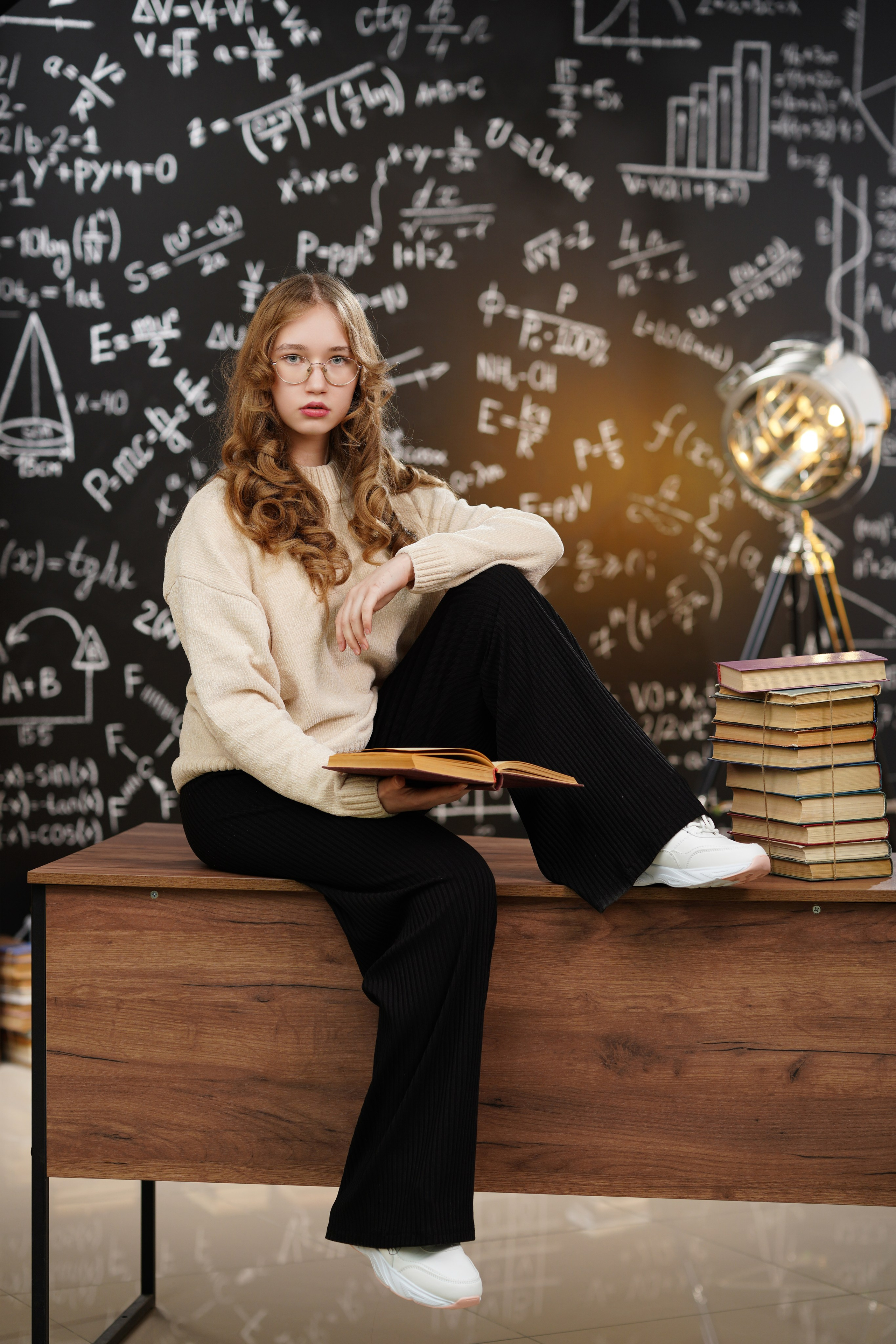 Школьная студия 9,11 класс. Фотограф Герман