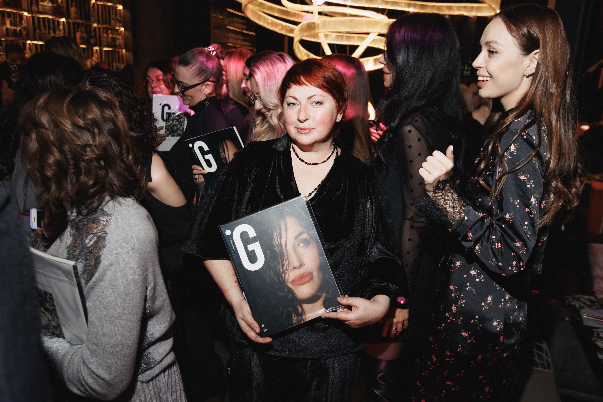 B.DAY PARTY ЖУРНАЛА •G. СВОИ. ФОТООТЧЕТЫ-СОБЫТИЯ-МЕСТА