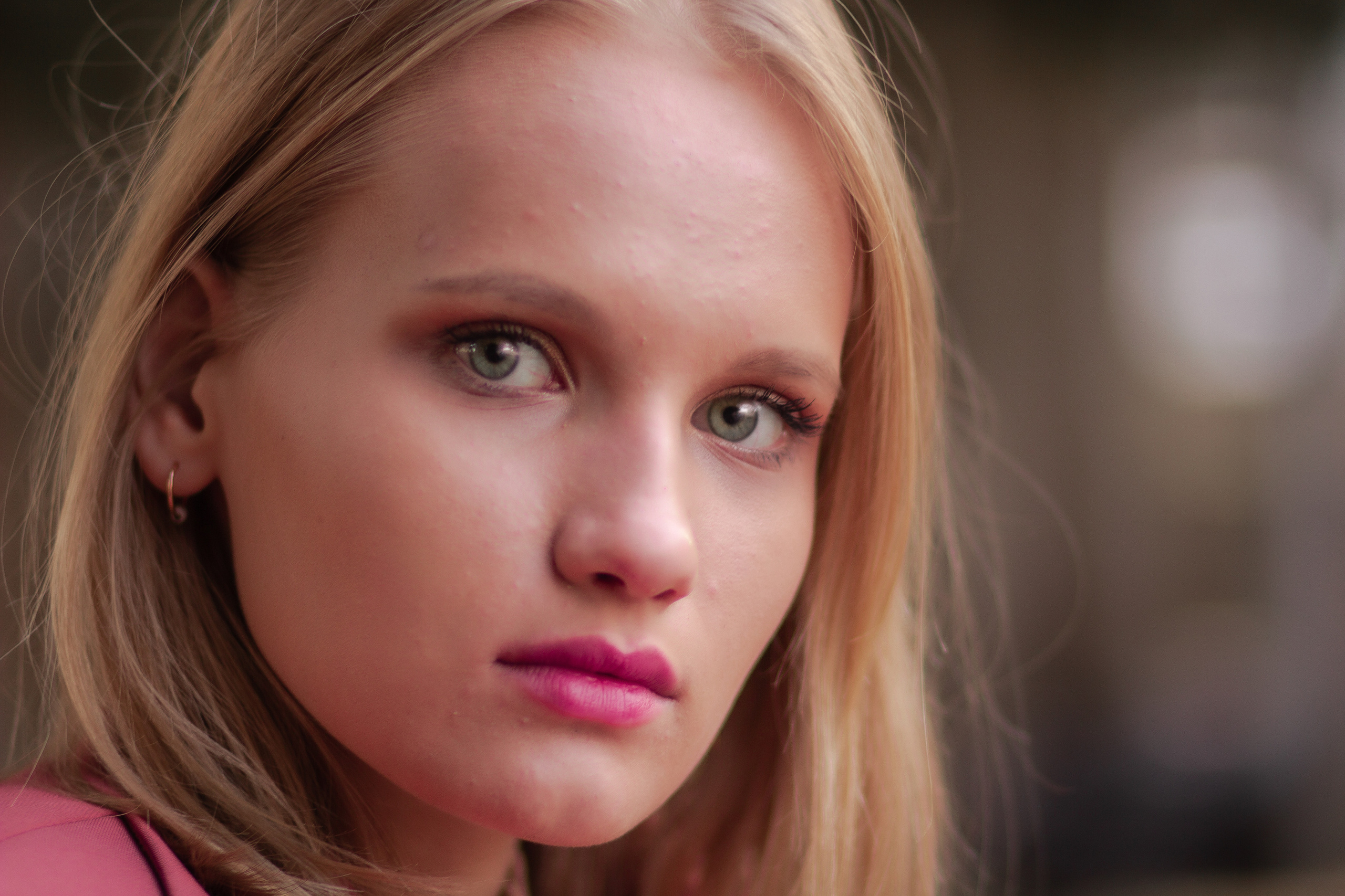 Фото во время прогулки в парке с Дашей-замечательной и красивой девушкой. Фотограф и видеограф в Ставрополе Инна Попова