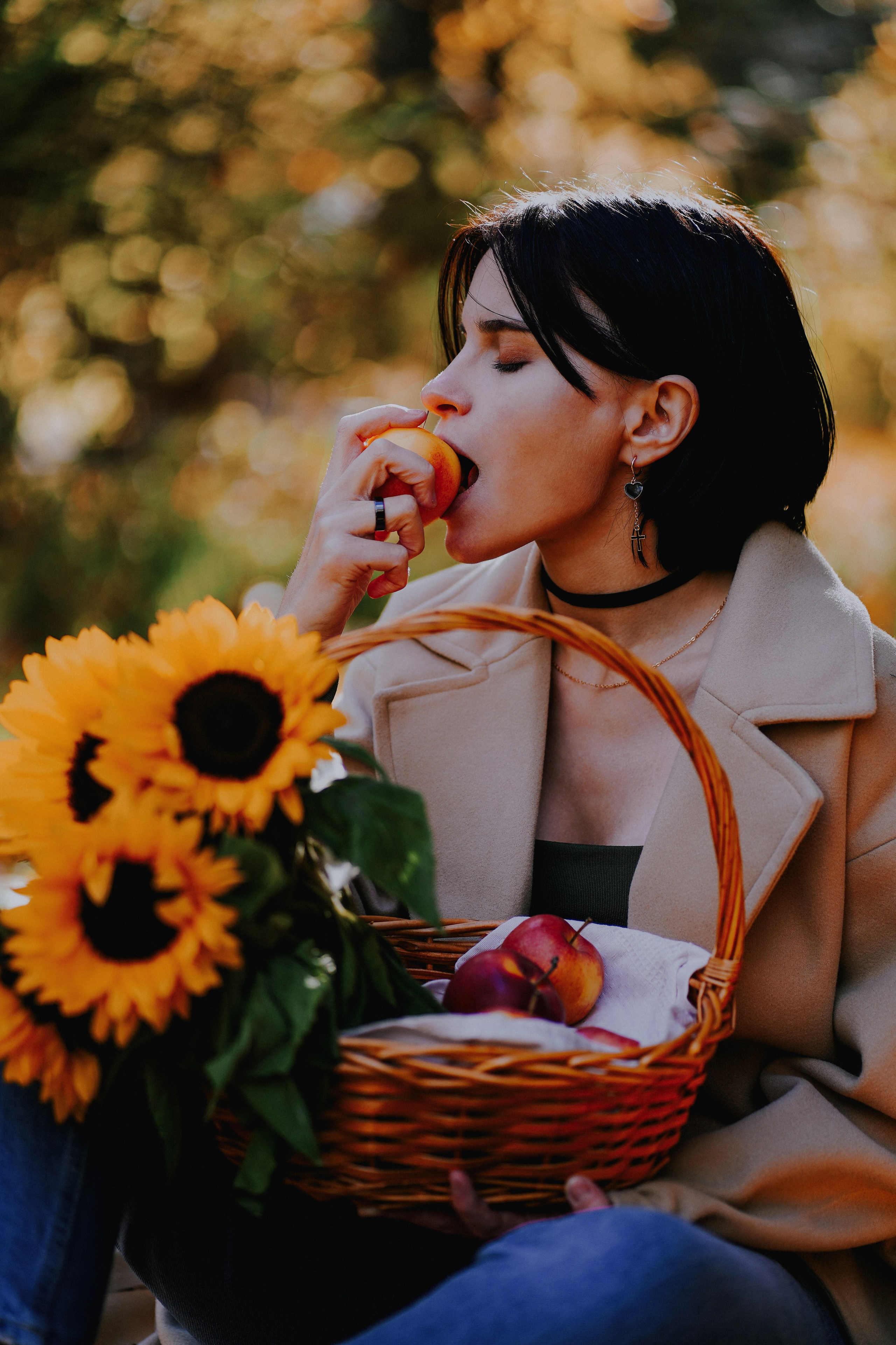 Заказать фотосессию в Москве, фотограф Москва, профессиональный фотограф, фотосессия в Москве, фотостудия, фотосессия в студии Москва, фотосессия, портретная фотосессия, женский фотограф, портрет, съёмки в Москве, детский фотограф, детская фотосессия, семейный, свадебный, студийный, для пары, парная фотосессия, съёмка влюбленных, уличная фотосессия, стрит фотограф, портрет в Москве, стильная фотосессия, фотограф для пар, деловой портрет, деловая фотосессия, подарок фотосессия, фотосессия в подарок, акция на фотосессию, акция фотограф, фотосессия бесплатно, модели, ищу модель Москва, группа моделей и фотографов, модельные тесты, актерское портфолио, комфортный фотограф, пет-френдли фотограф, фотосессия с животными, фотосессия с совой, фотодень с совой, фотодень с животными, экзотические животные, фотостудия, Аренда фотостудии с циклорамой в Москве, студия с циклорамой, фотостудия, циклорама для фотостудии, аренда фотостудий, фотостудия с большими окнами, для маркетплейсов, маркетплейсы, озон, вб, wildberries, ozon, яндекс маркет, сбермегамаркет, светлая фотостудия Москва, фотостудия семейная, предметная съёмка для маркетплейса, портретная съемка для маркетплейса, сборные съёмки, съемки, модельная съемка в студии, студия с фотографом, профессиональная фотосъемка фотосъёмка в студии, одежды, обуви, косметики, аксессуаров, белья, ручной работы, семейная фотосессия