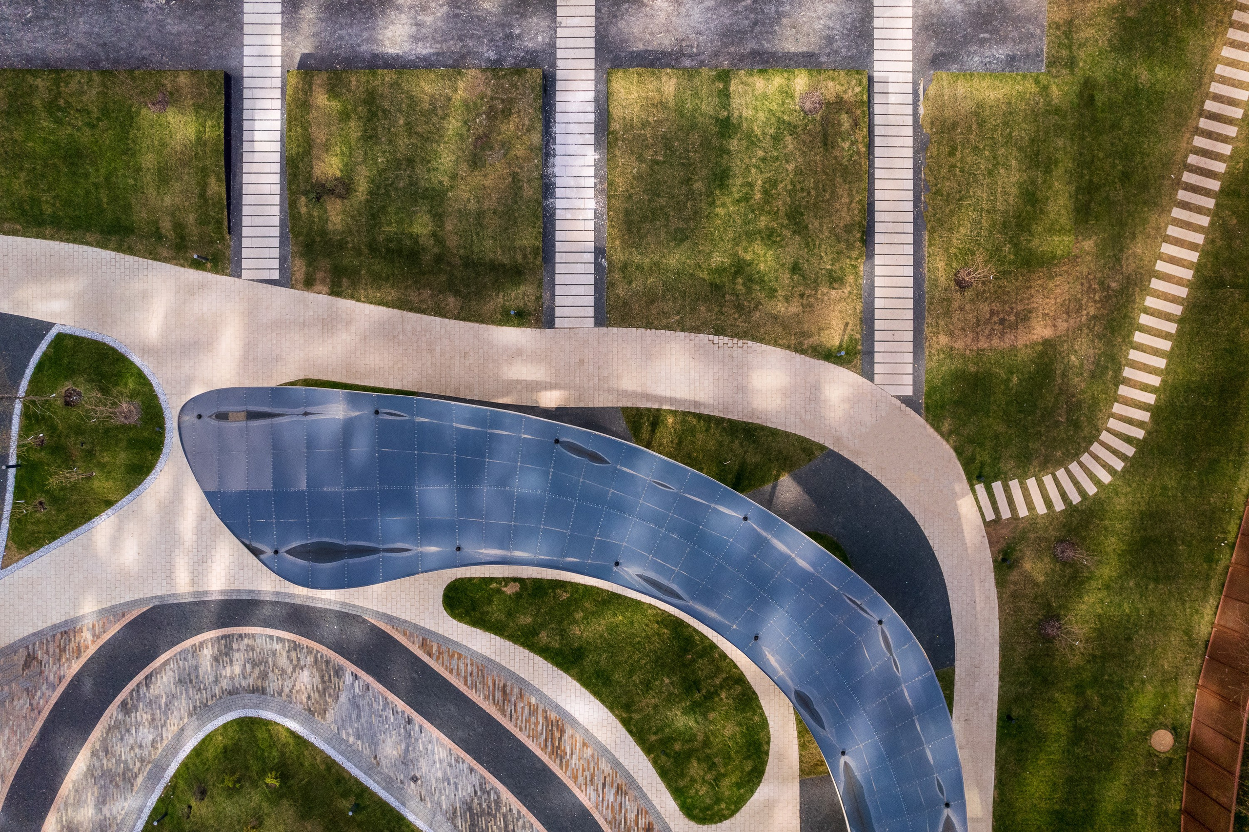 Архитектура и недвижимость. Ход строительства. Съемка с дрона. Профессиональное решение для частных лиц и бизнеса