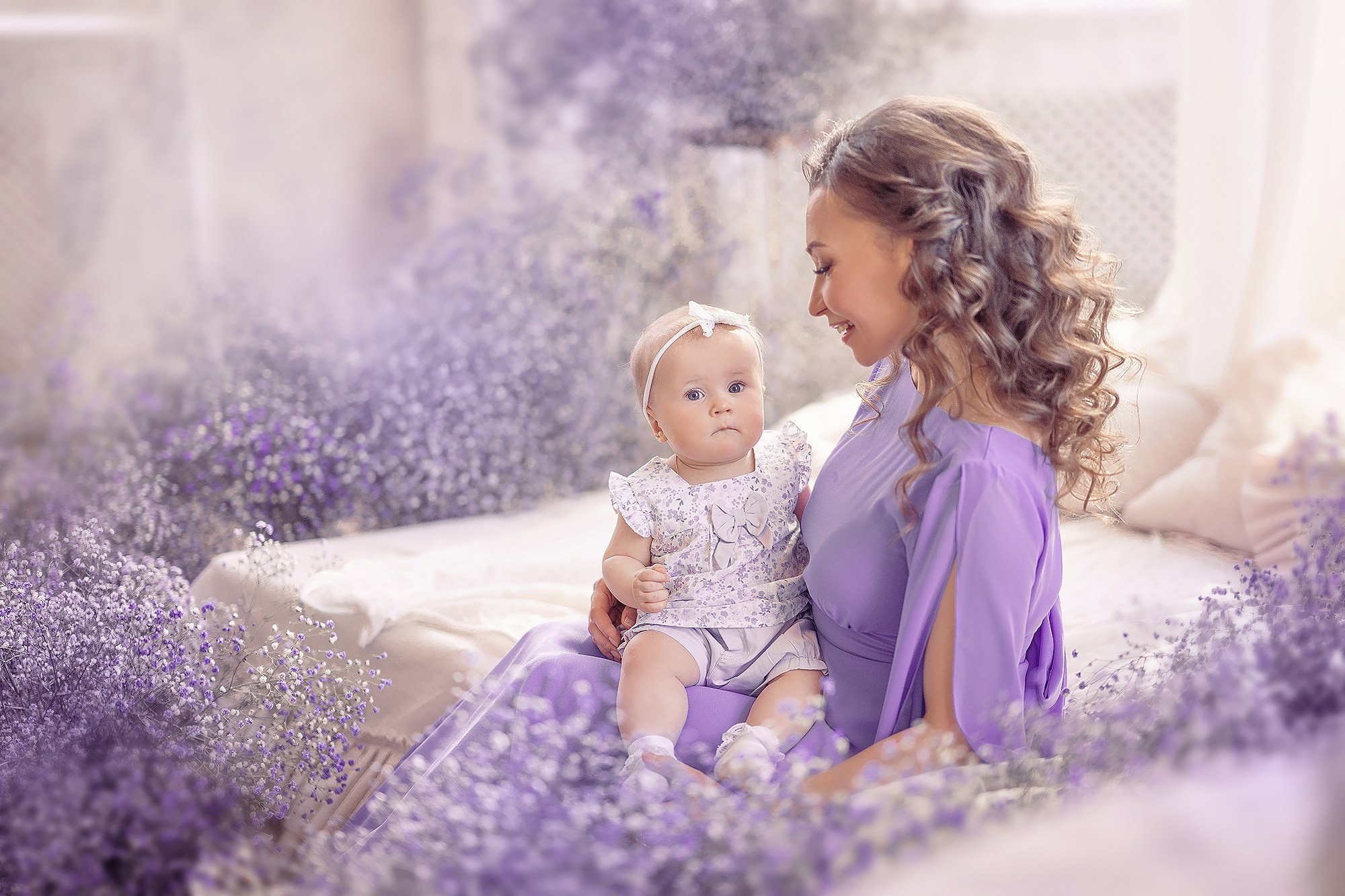 Весенняя фотосессия в лиловых цветах. Детский и семейный фотограф в Москве Катерина Орлова