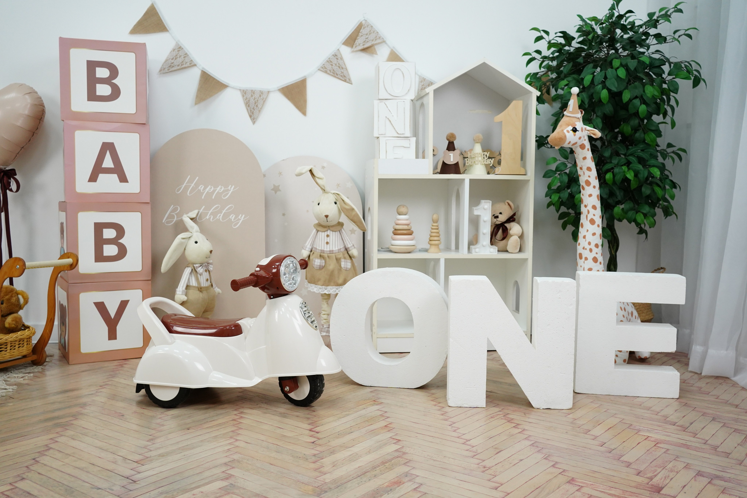 Наши Новые Фотозоны. Детская Фотостудия ГОДОВАСИКИ в Санкт-Петербурге фотосесия на годик