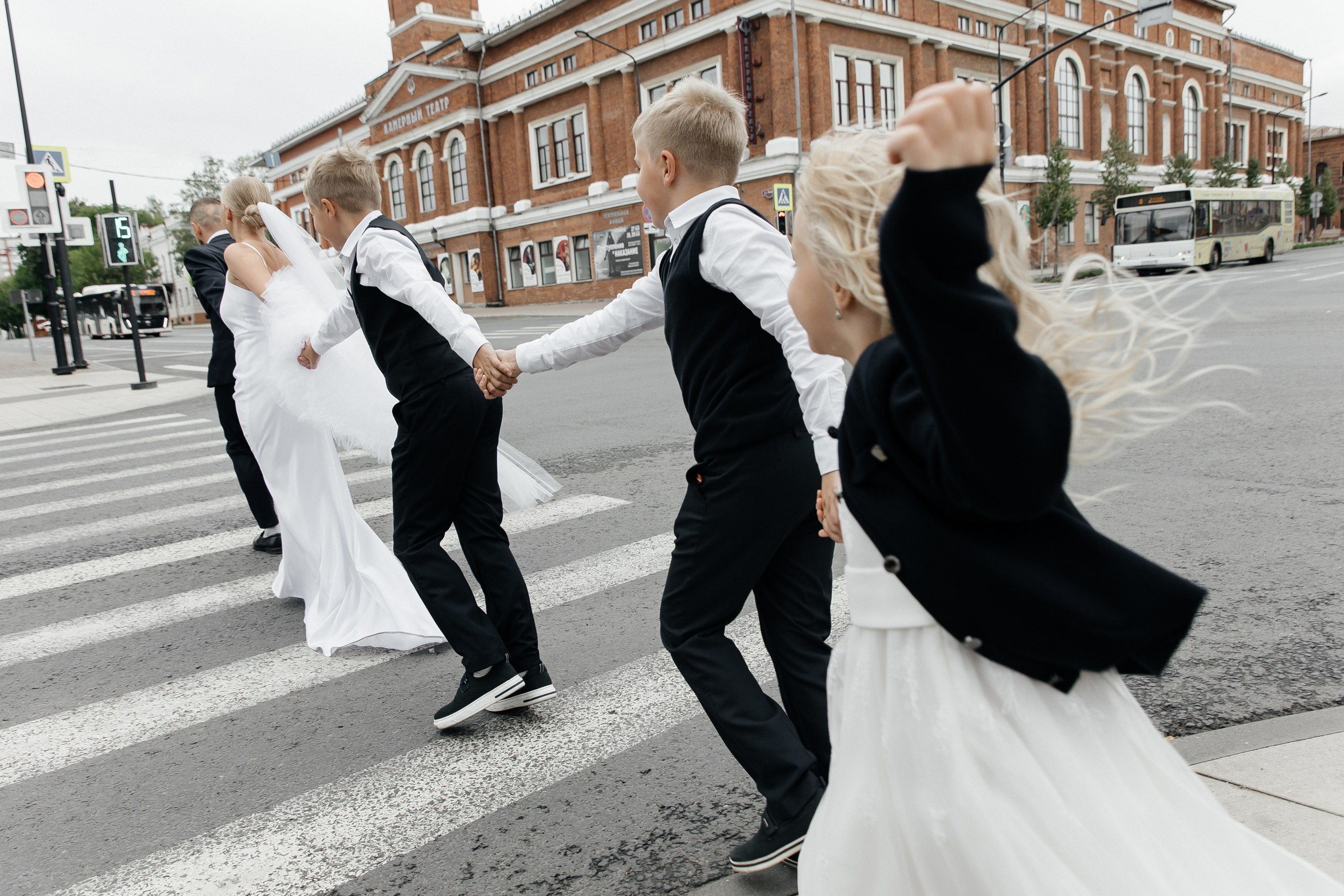 Любовь в городе Че | Антон и Альбина. Свадебный фотограф Настя Шелл г. Череповец
