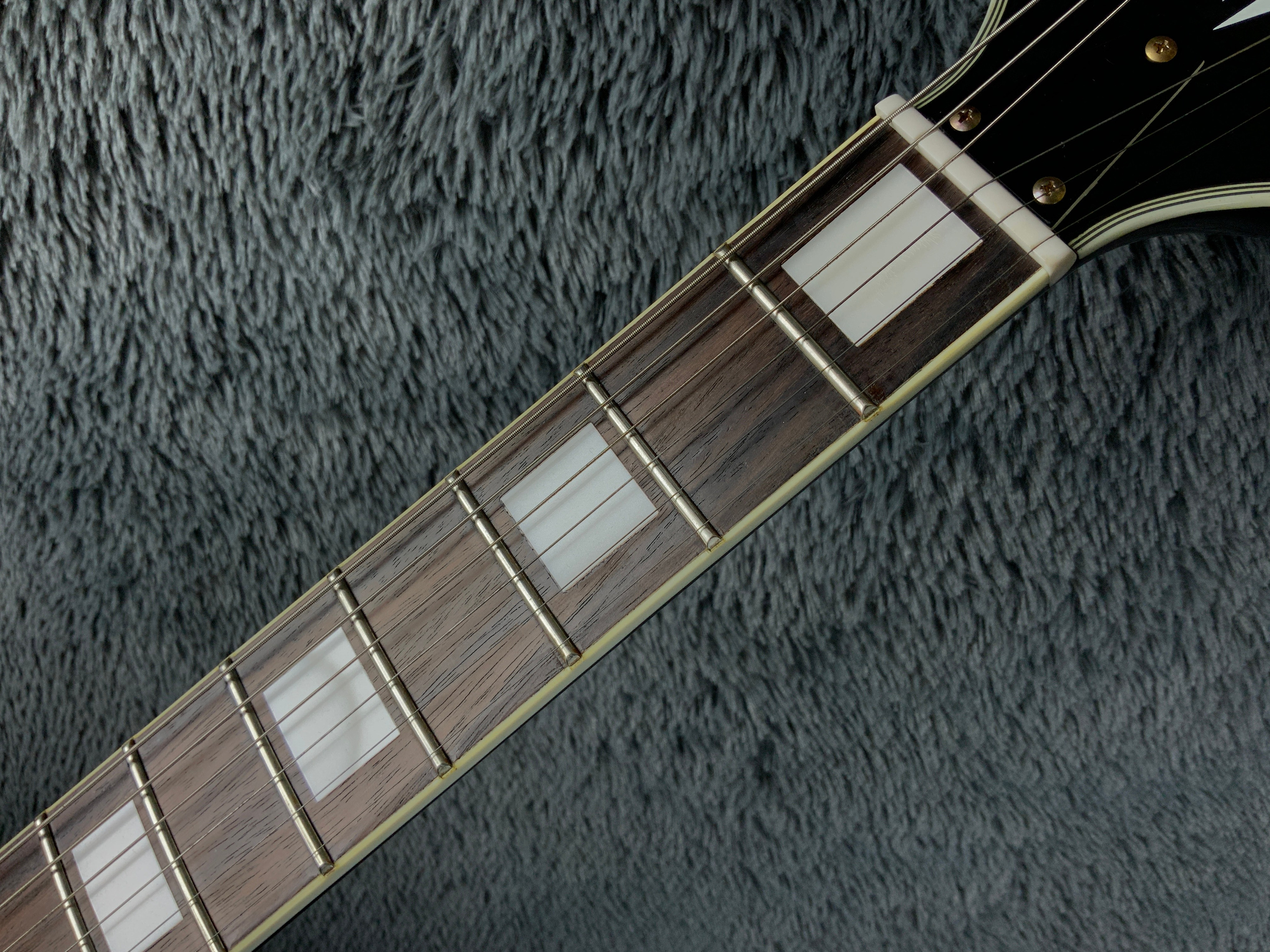 Maison Les Paul Custom China