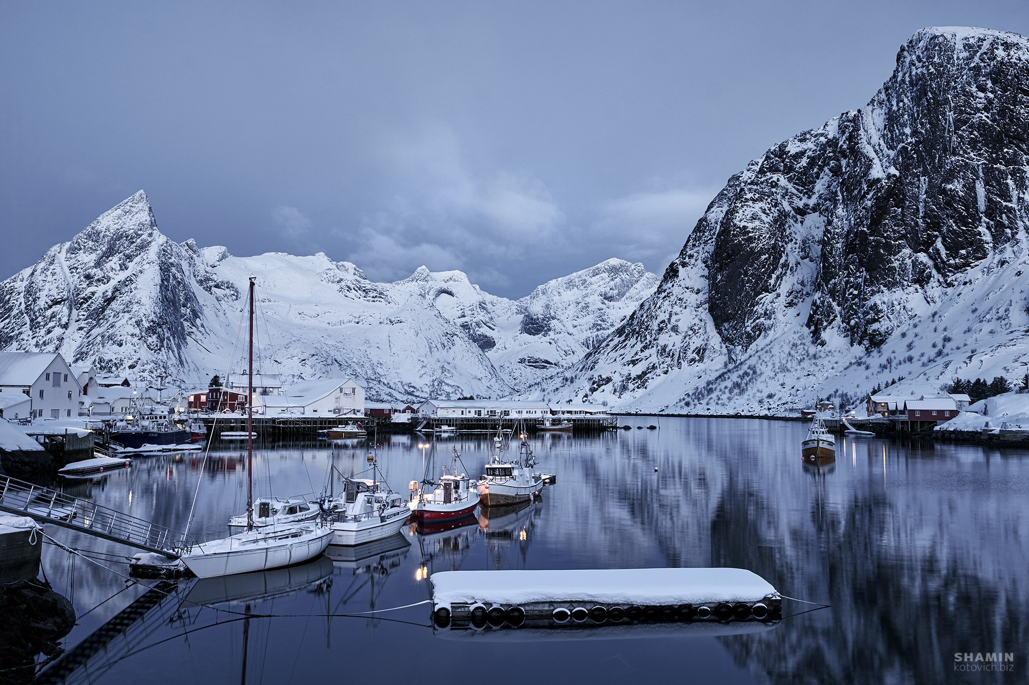 Классический пейзаж — фотограф Константин Шамин. Природа России и мира, горы, озёра, долины и свет. Профессиональная пейзажная фотография, гармония света и пространства.