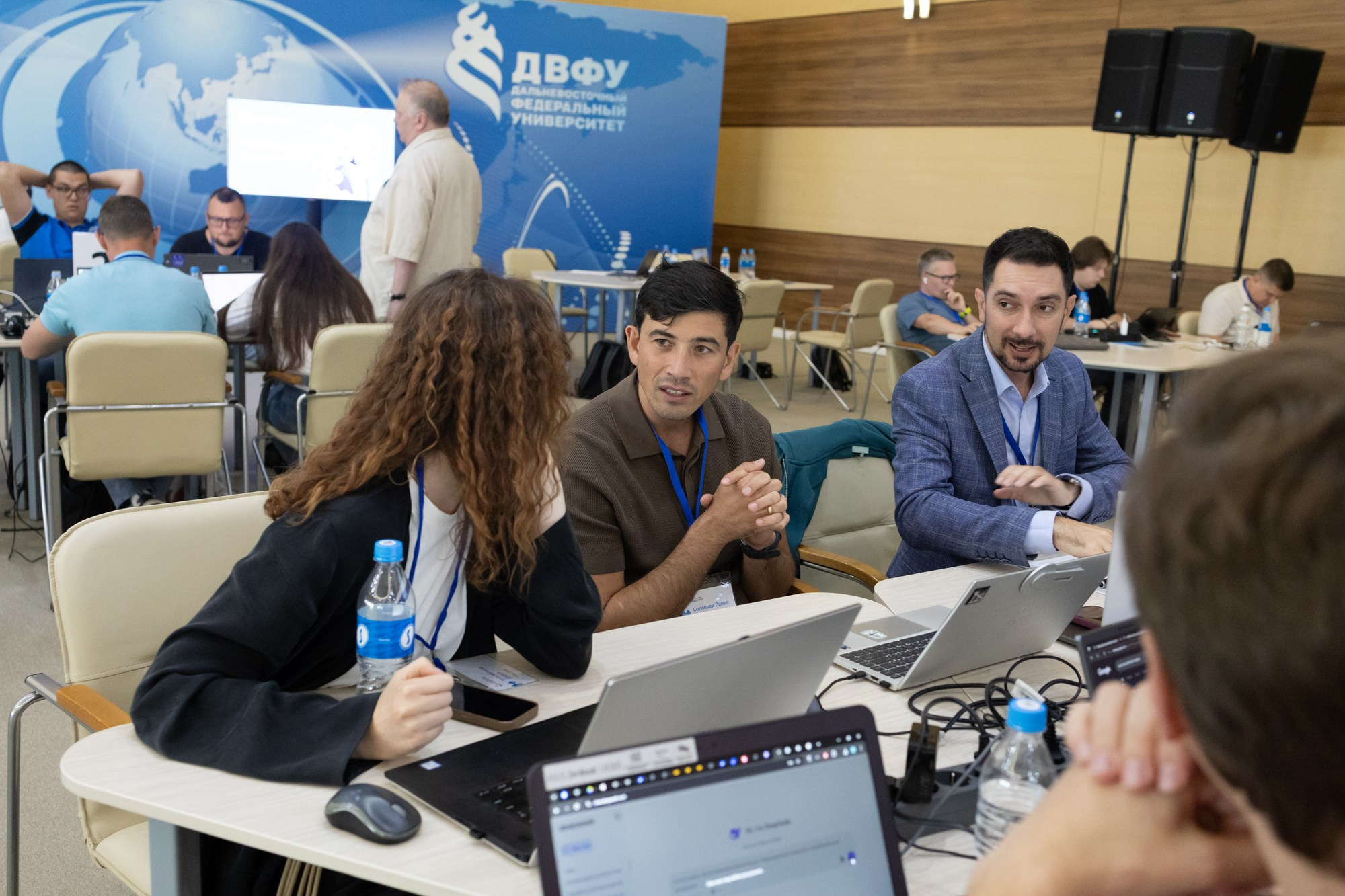 Репортажная фотосъемка во Владивостоке. Портретный, свадебный, репортажный фотограф во Владивостоке Юлиана Джули Фокс