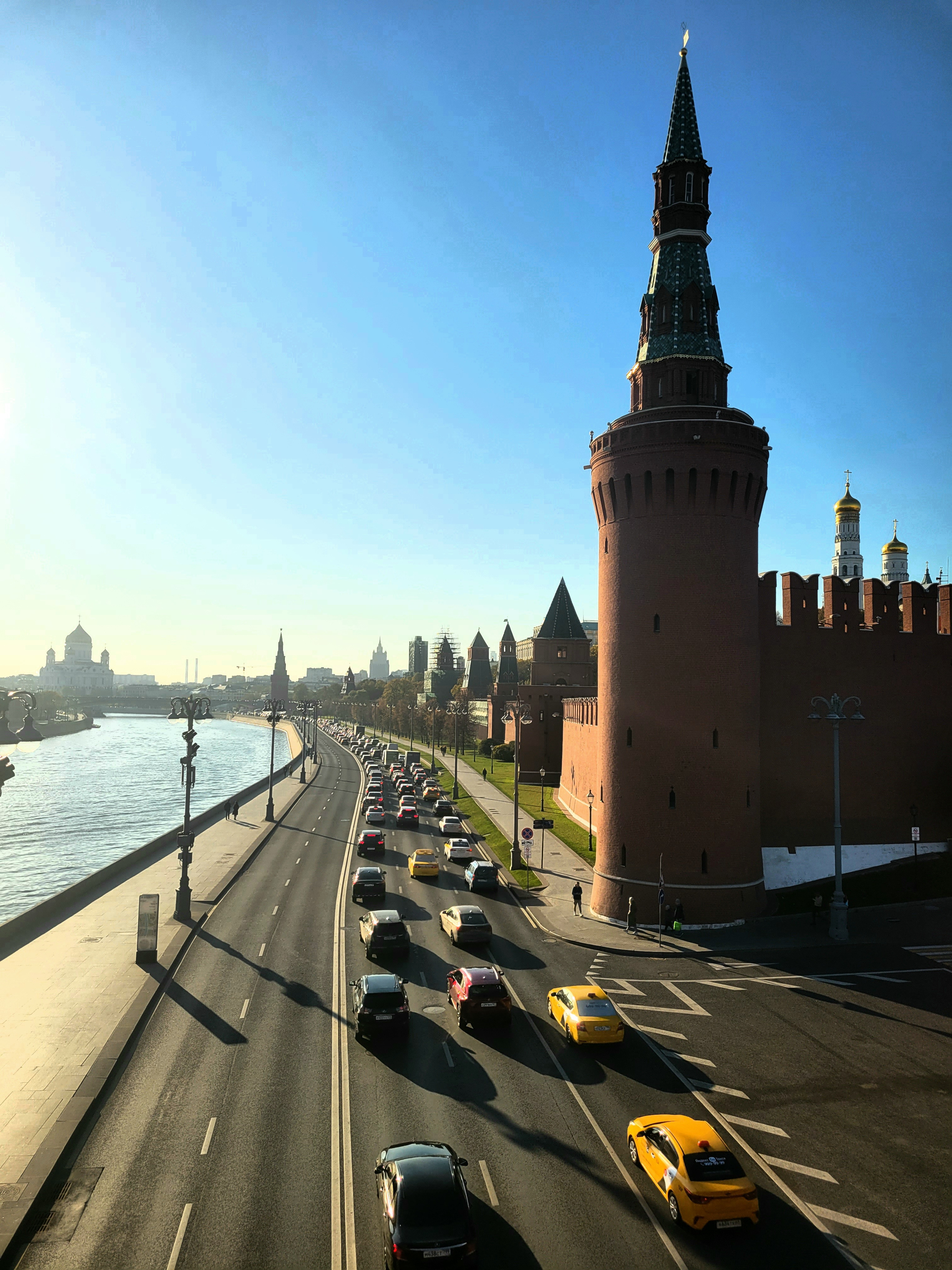 Центр. Кремль. Утро