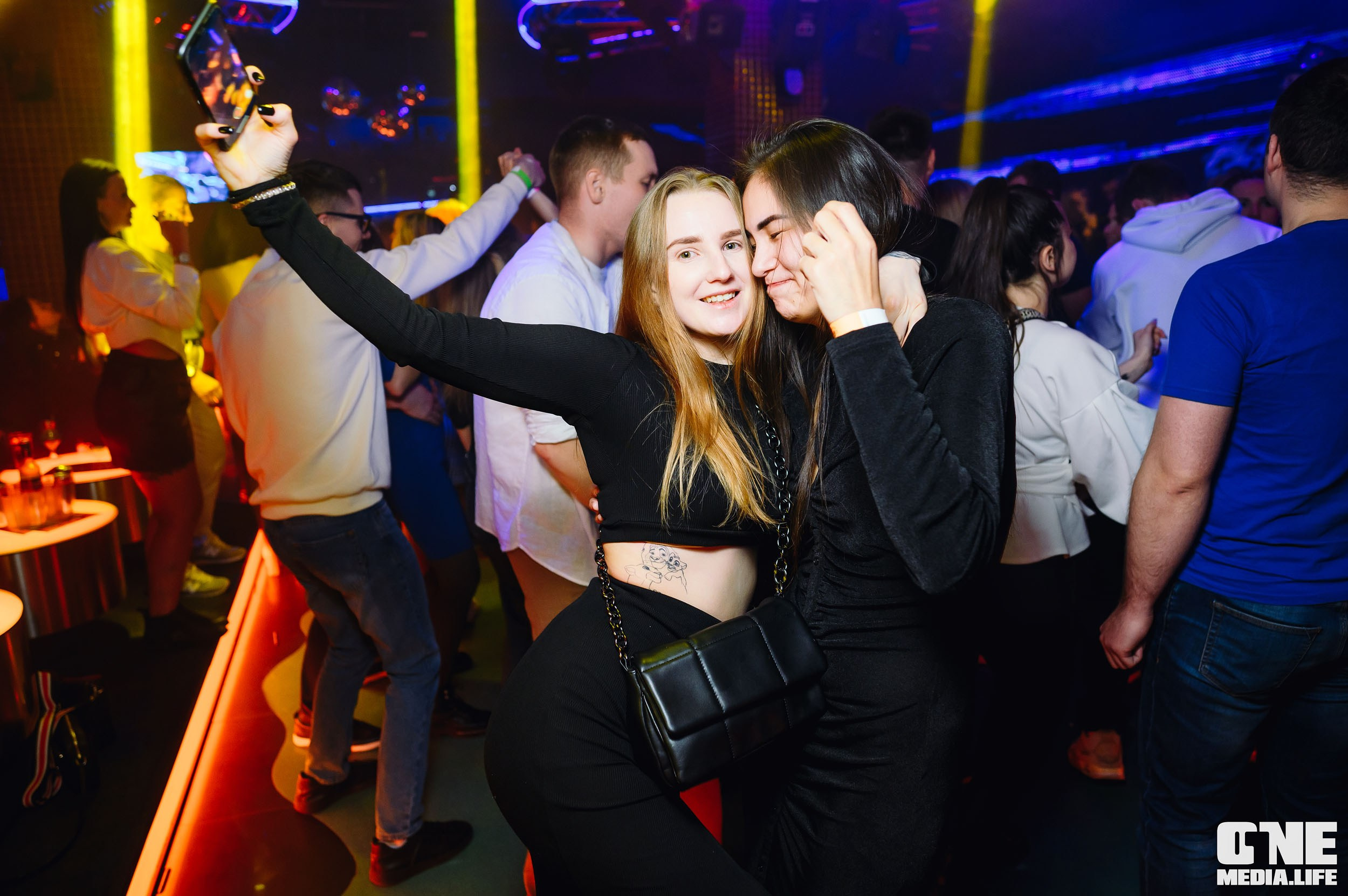 Фотоотчет с 8 марта в Планете. One Media Life: фоторепортажи, фотоотчеты с мероприятий и заведений