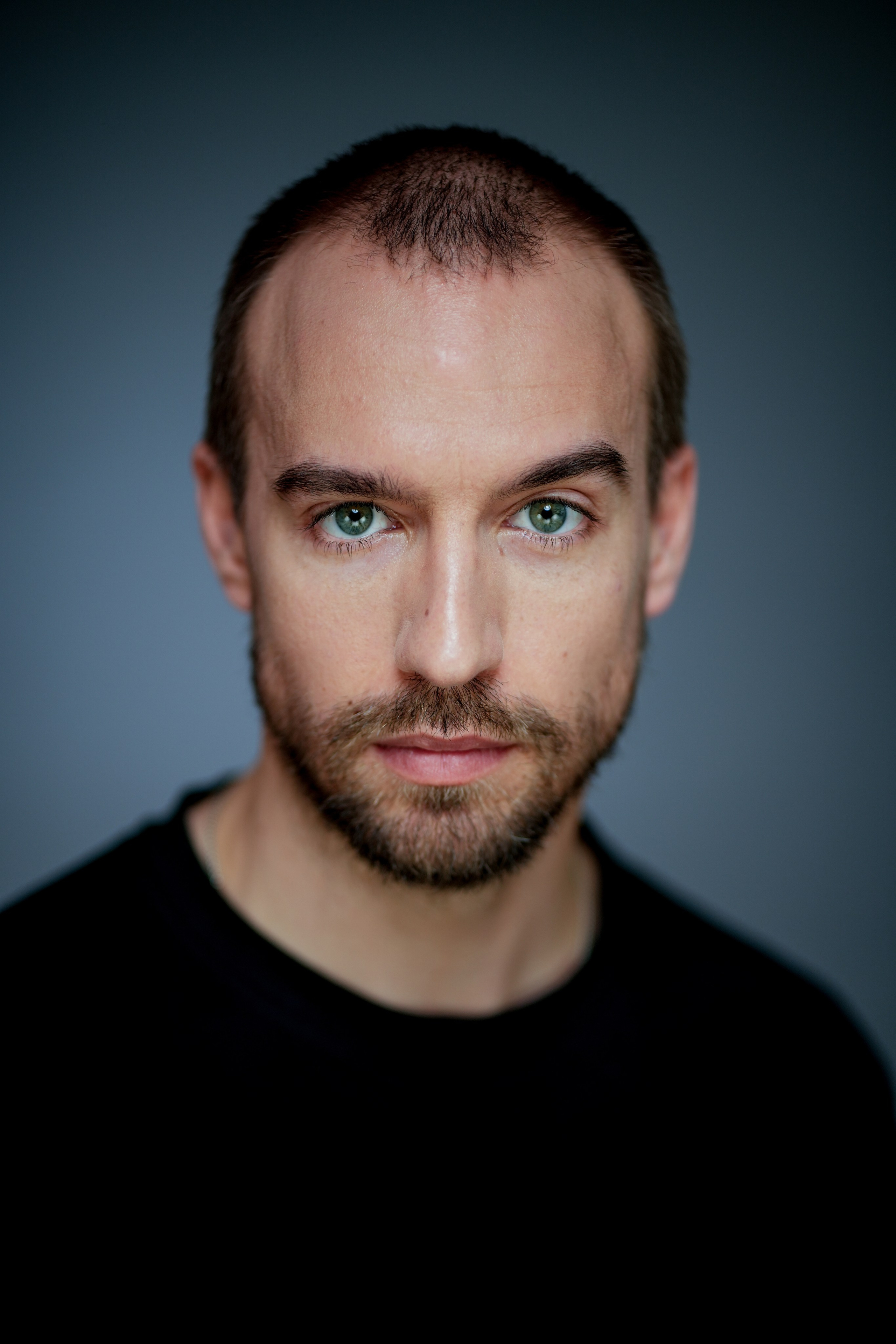 Петр актёрские фото. Портретная съемка в Москве, студийный фотограф Игорь Фомин