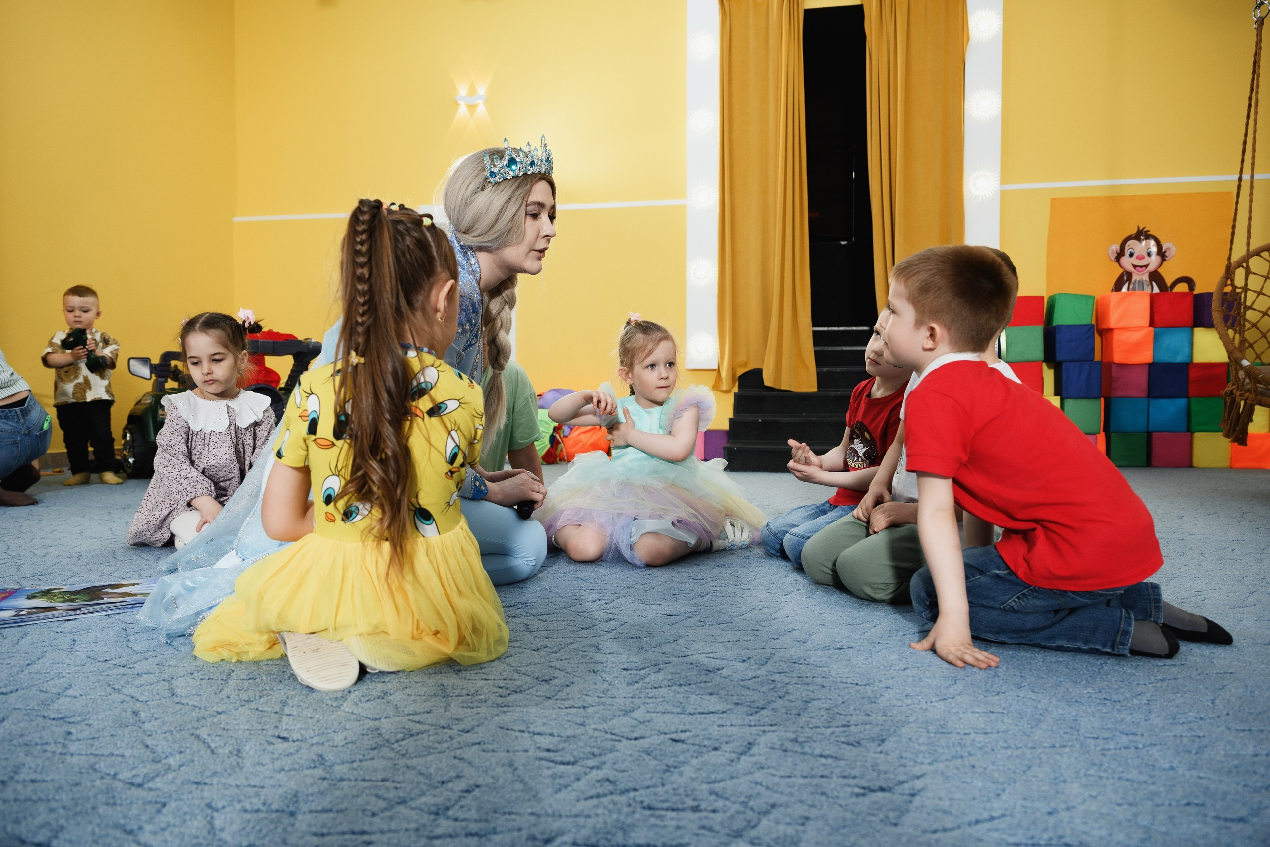 Фотосъемка детского дня рождения в Петропавловске-Камчатском, Яркая фотосессия детского праздника в Петропавловске-Камчатском, Фотосъемка дня рождения ребенка в Петропавловске-Камчатском, Веселые и эмоциональные фото детского праздника в Петропавловске-Камчатском, Стоимость фотосъемки детского дня рождения в Петропавловске-Камчатском.