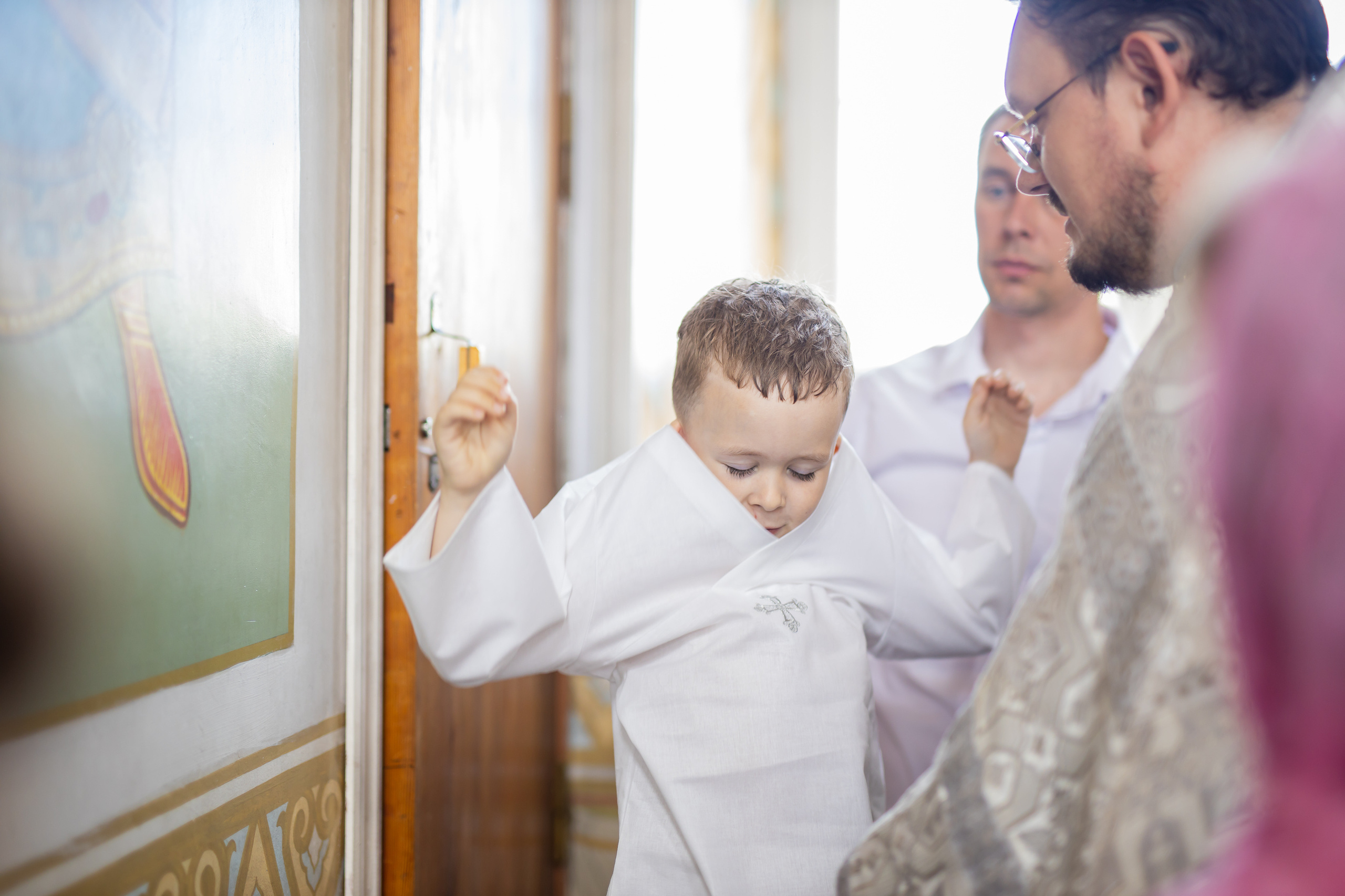 Фото и видеосъёмка крестины в Москве. Профессиональная фото и видеосъемка. Москва