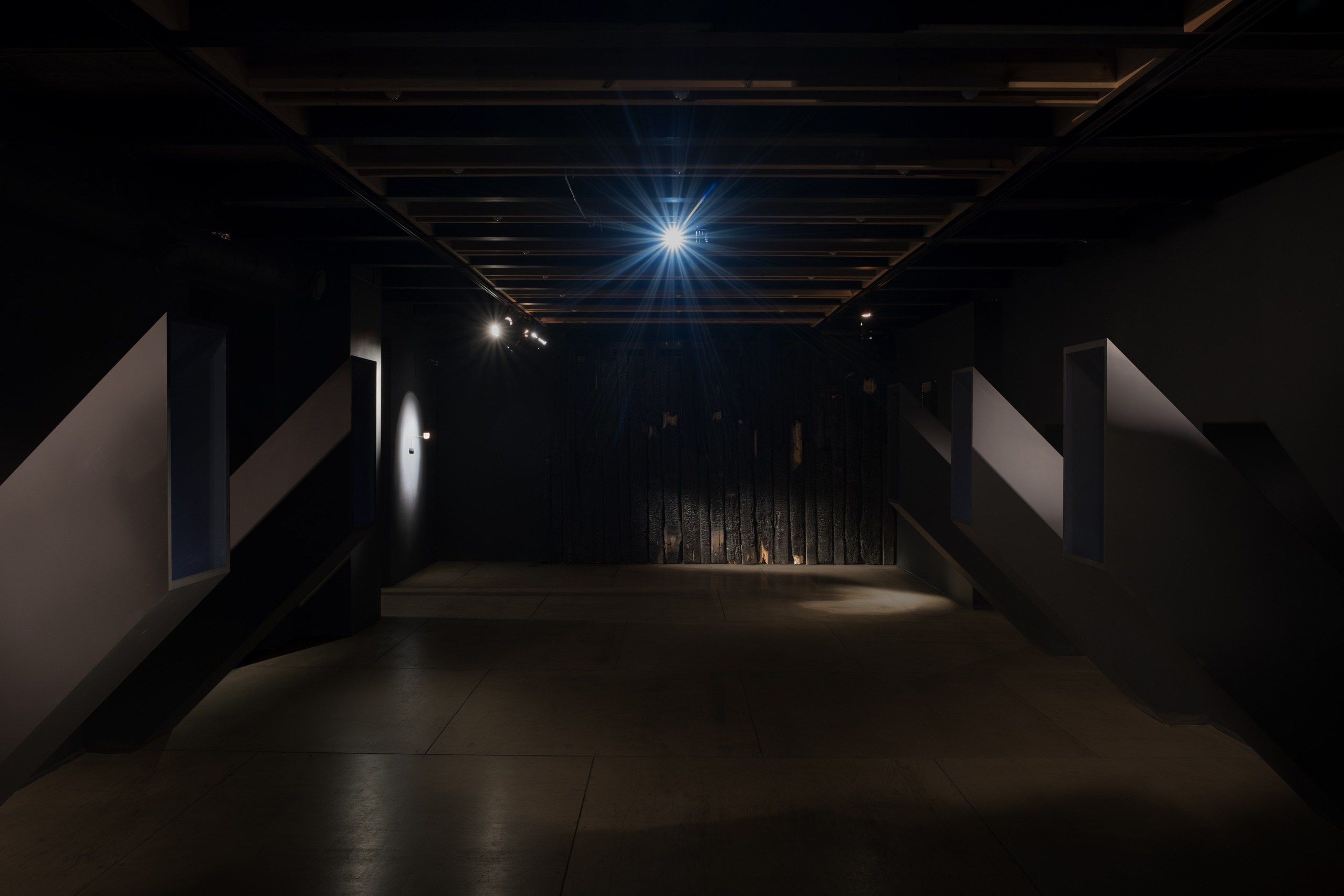 Нежные бабы. Что мне делать, чтобы земля оставалась на месте. Художественная группа «Нежные Бабы»