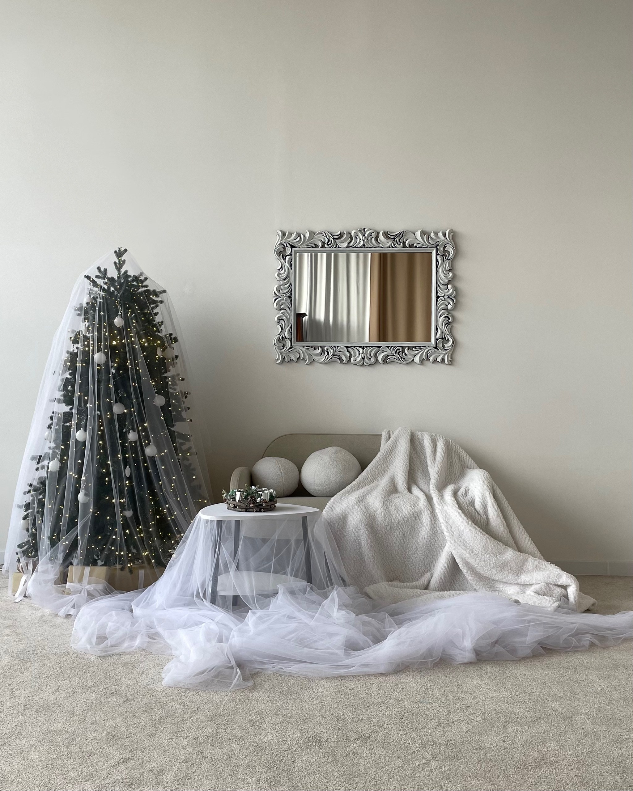 Фотостудии Севастополя. Лучшие фотостудии Севастополя. Фото интерьера фотостудий. Актуальные фото фотостудий Севастополя. Профессиональная фотосъемка в Крыму. Натуральные эмоции и живые кадры. Забронируйте дату прямо сейчас!